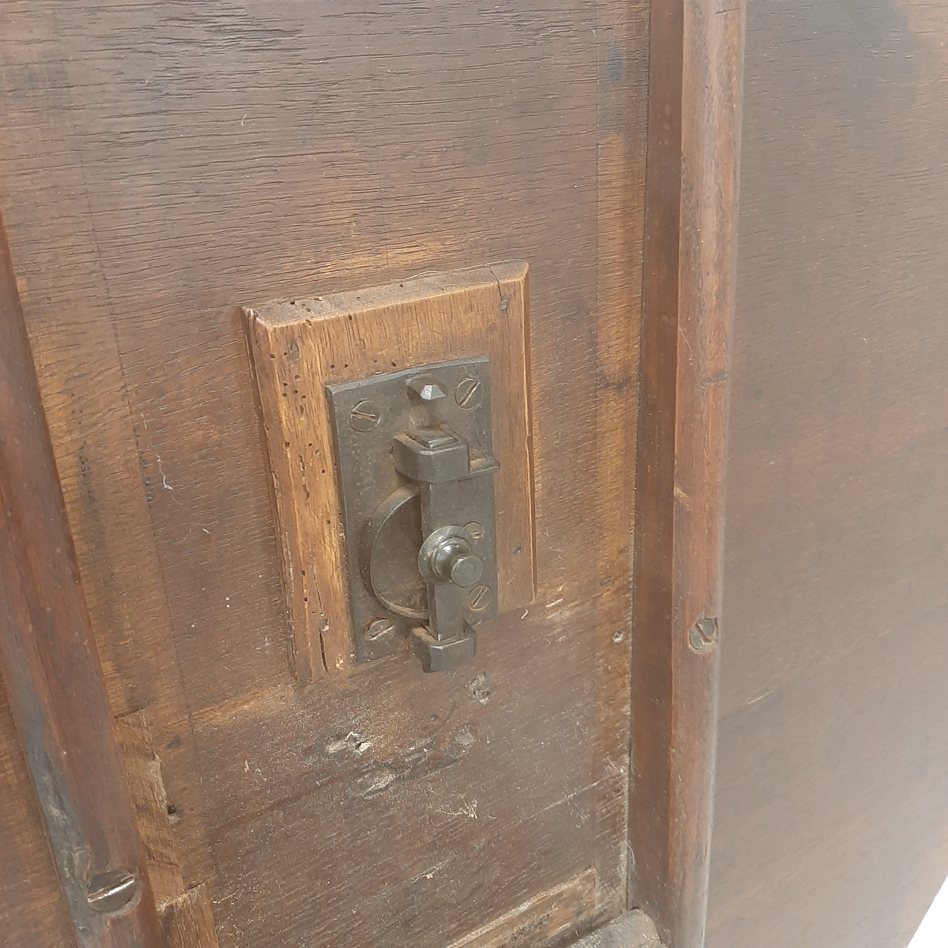 Kleine ronde keukentafel driepoot opklapbaar
