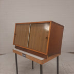 Keuken bovenkastje mid century modern