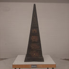 Piramide kastje