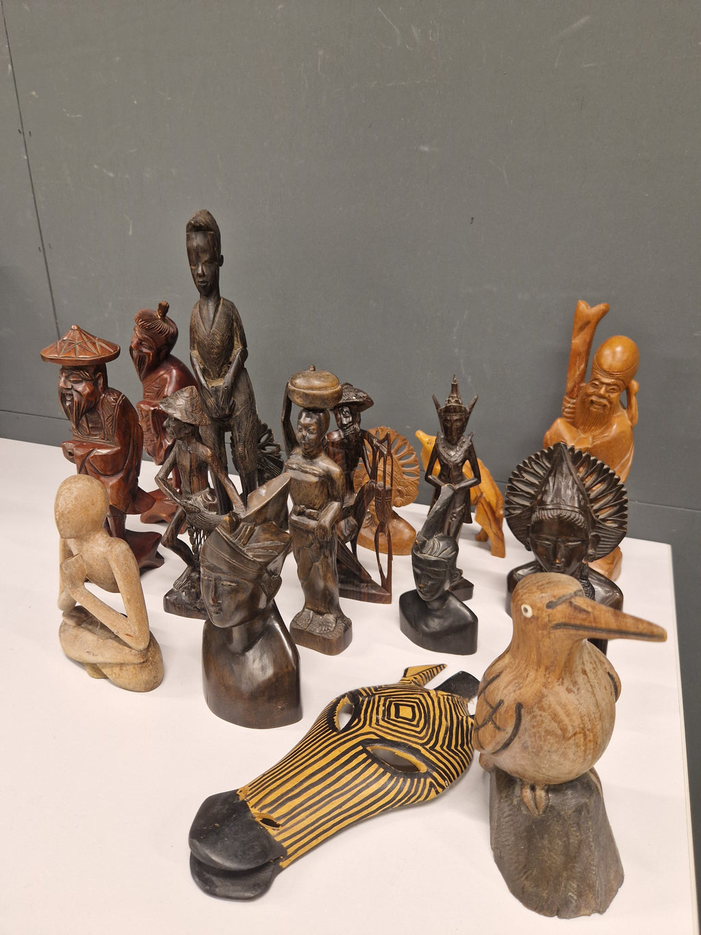 Houtsnijwerk, buitenland