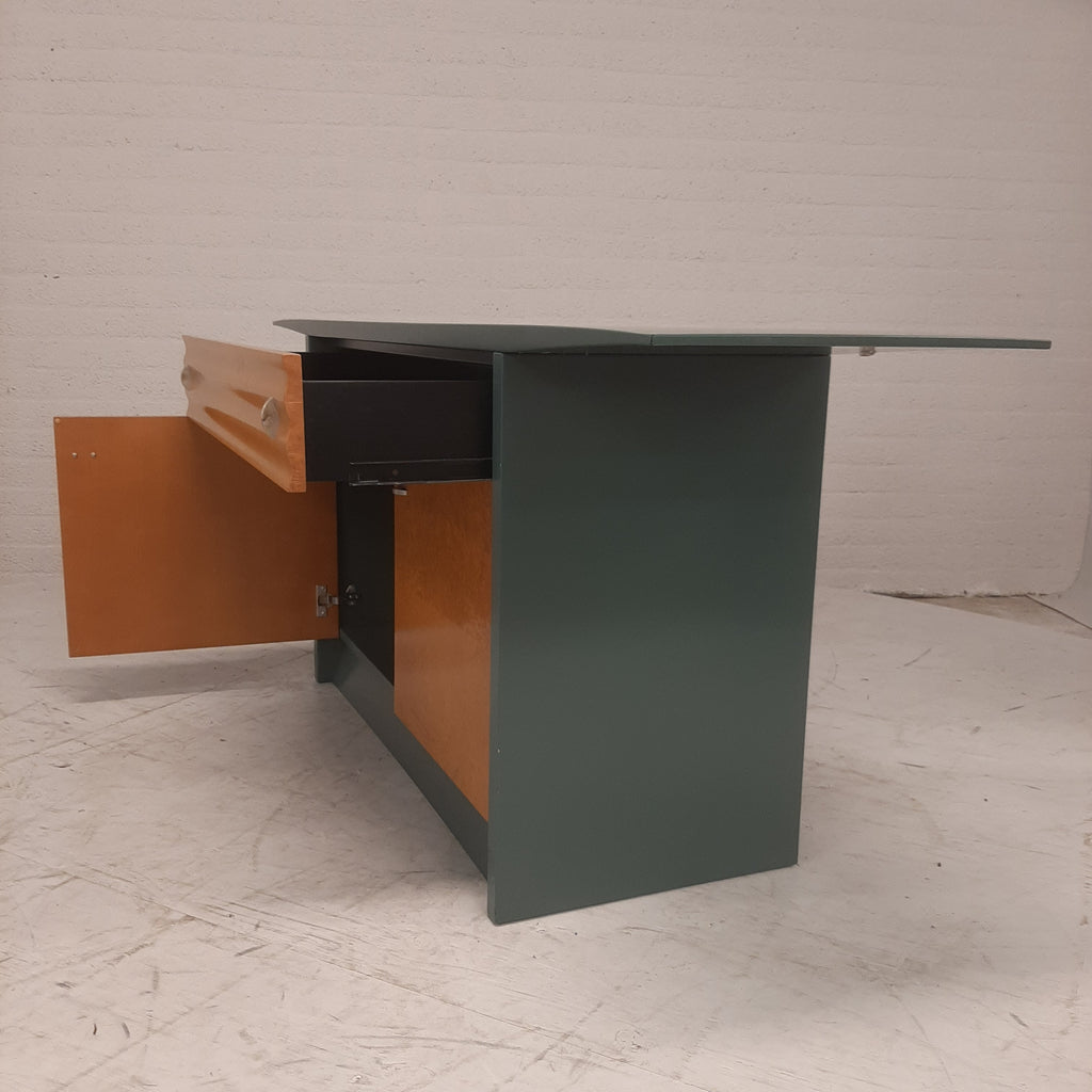 Postmodern / art deco dressoir