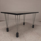Design tafel met black calaxy granieten blad