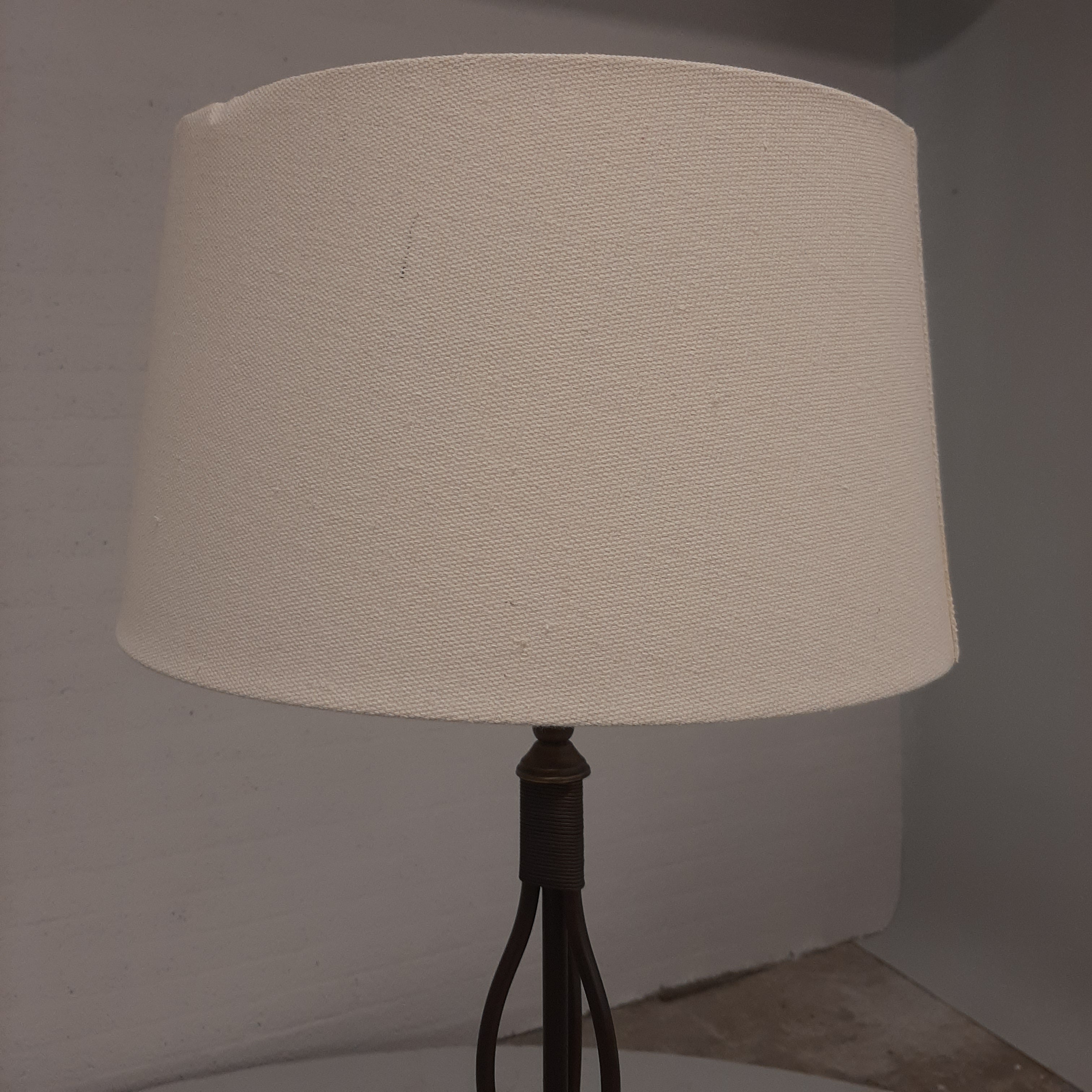 Vintage staande lamp messing golvende poot