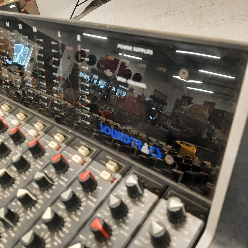 Studio mengtafel van Soundtracs UK