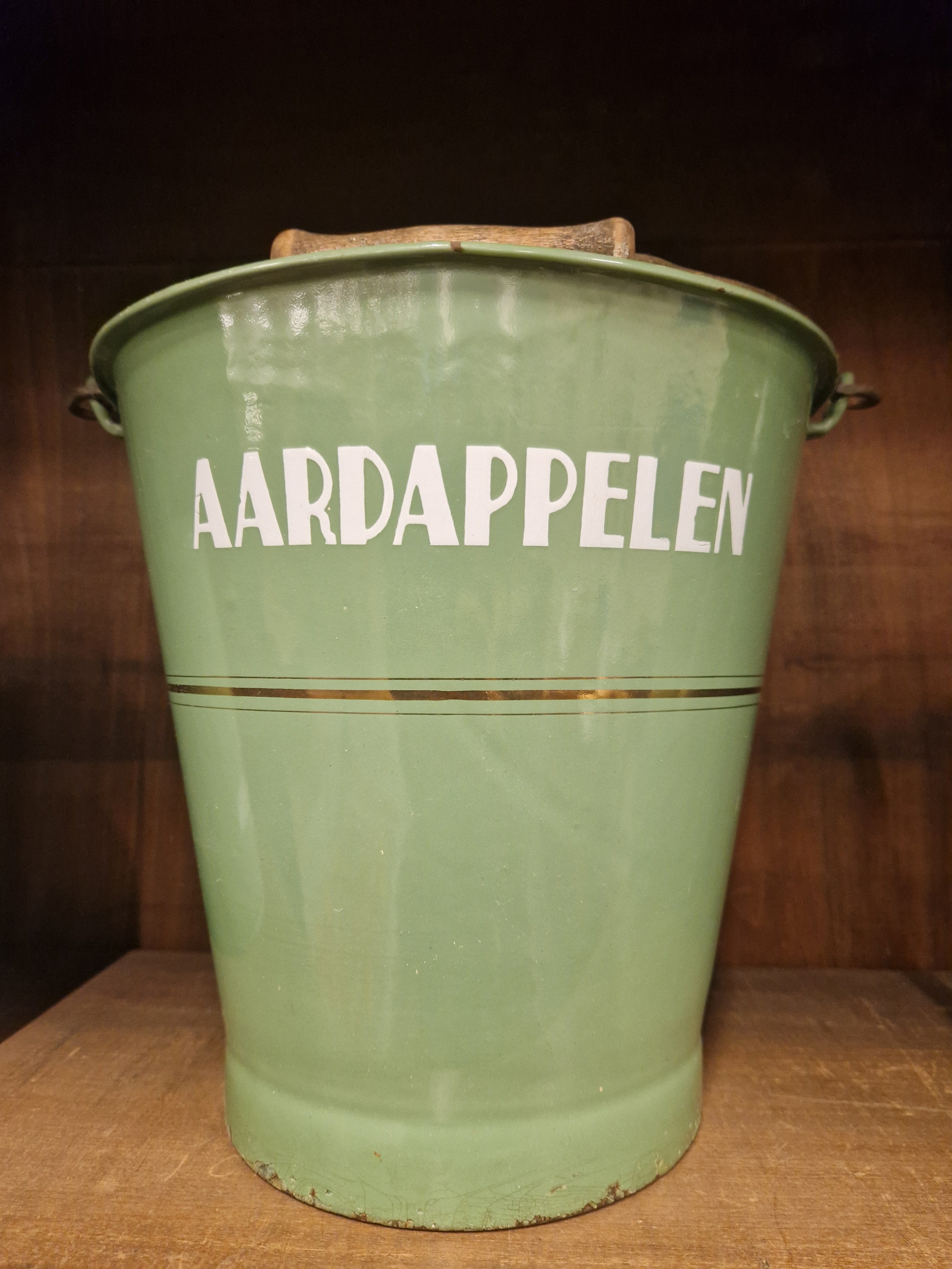 Emaille aardappelemmer