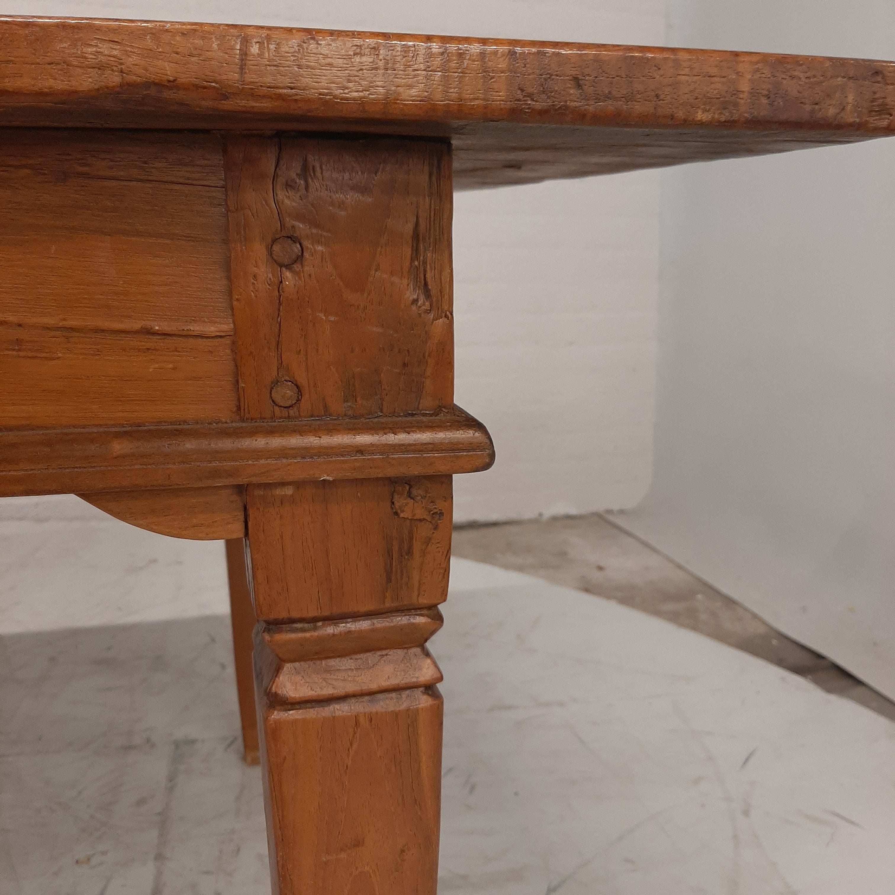 Massief eiken bureau / tafel 2 lades