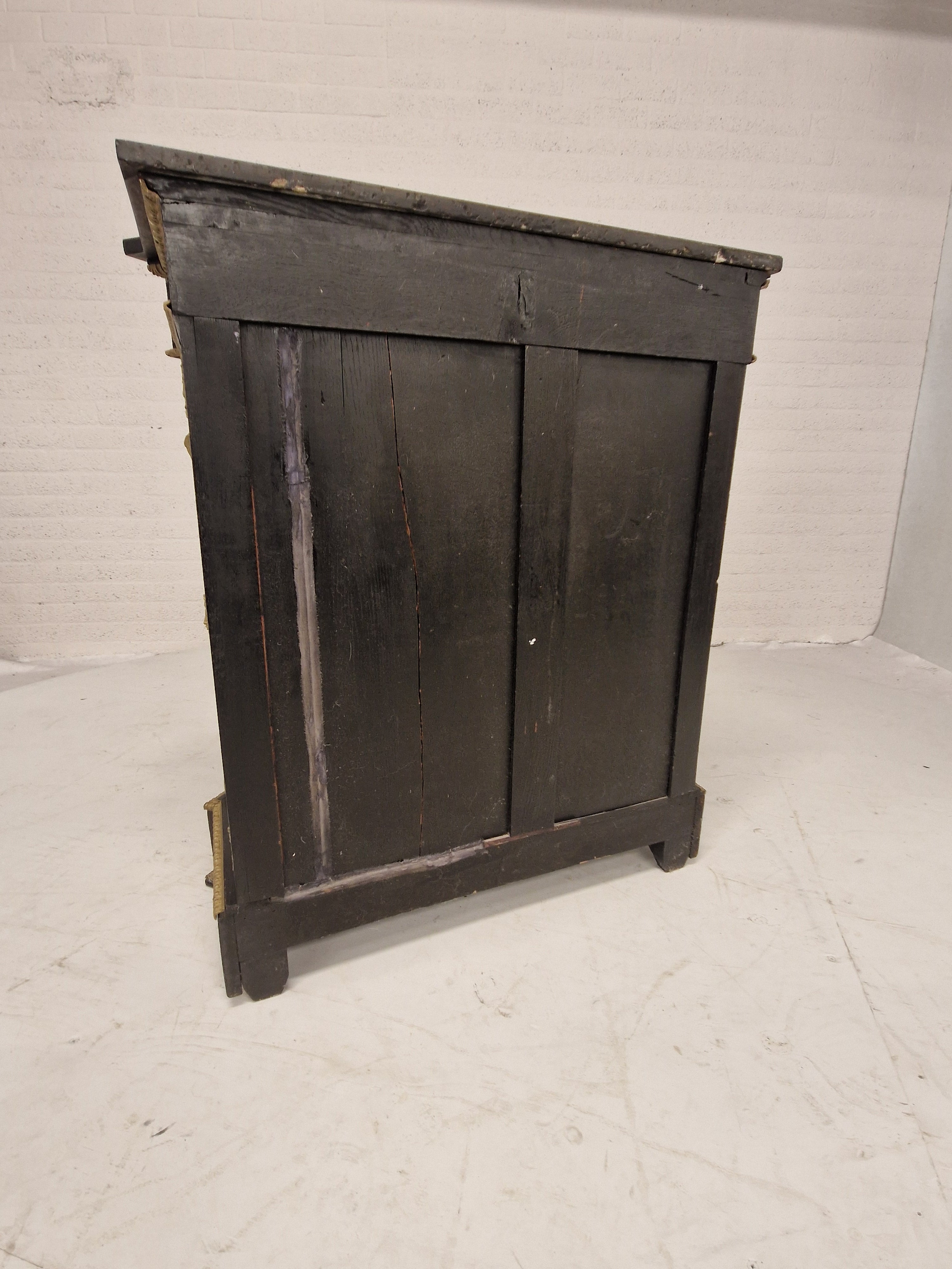 Napoleon III-stijl penantkast of dressoir