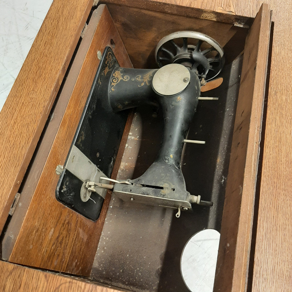 Gazelle trapnaaimachine in meubel