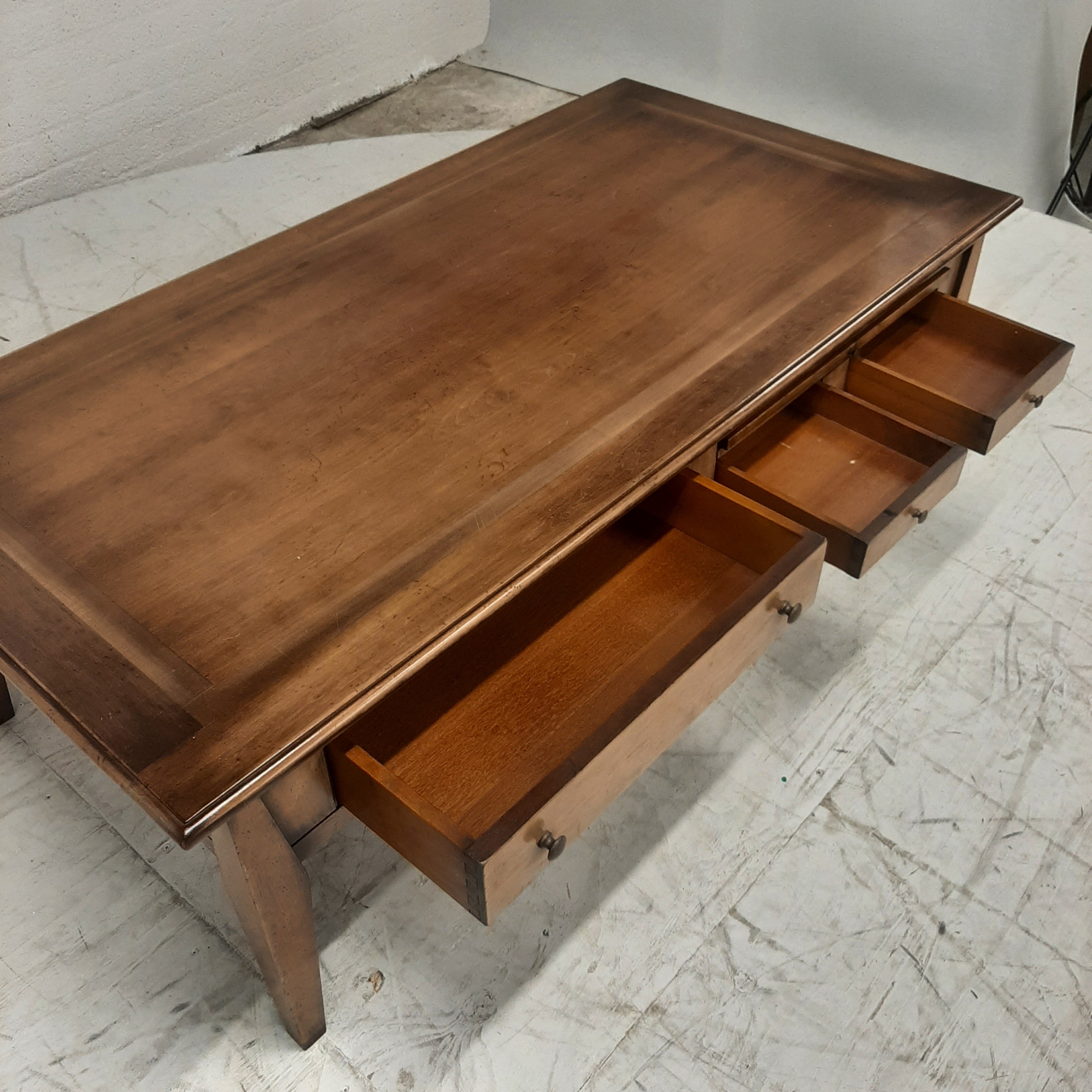 Salontafel met lades