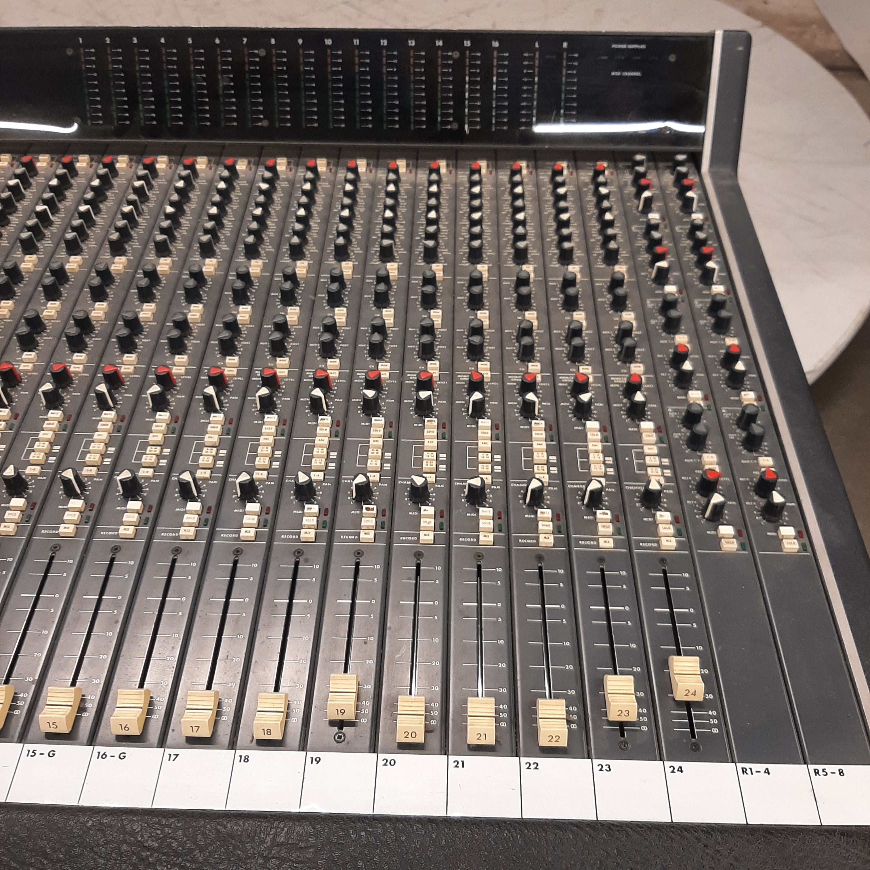 Studio mengtafel van Soundtracs UK