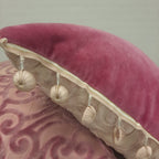 Set roze kussens met franjes