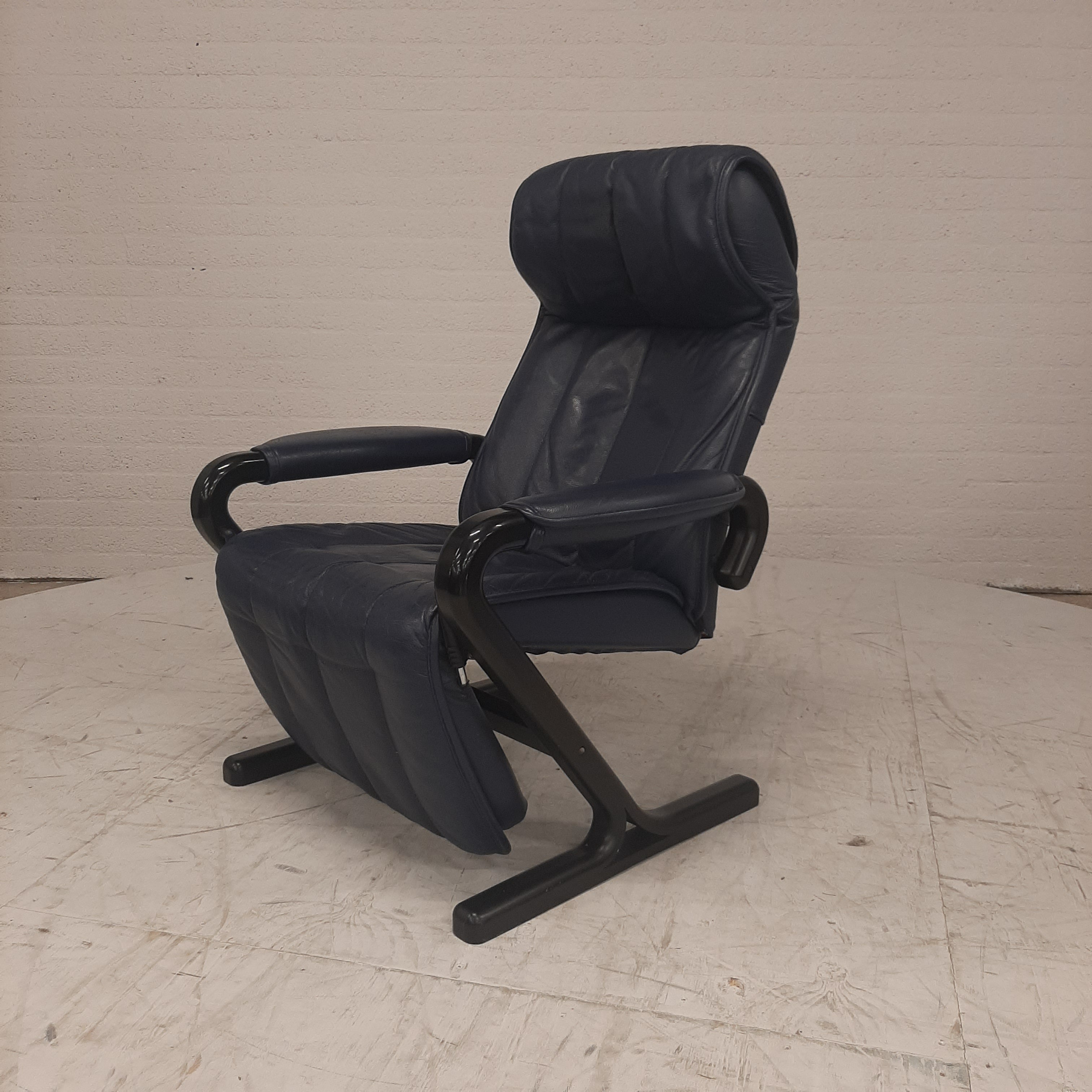 Vintage AP design relaxfauteuil blauw leer