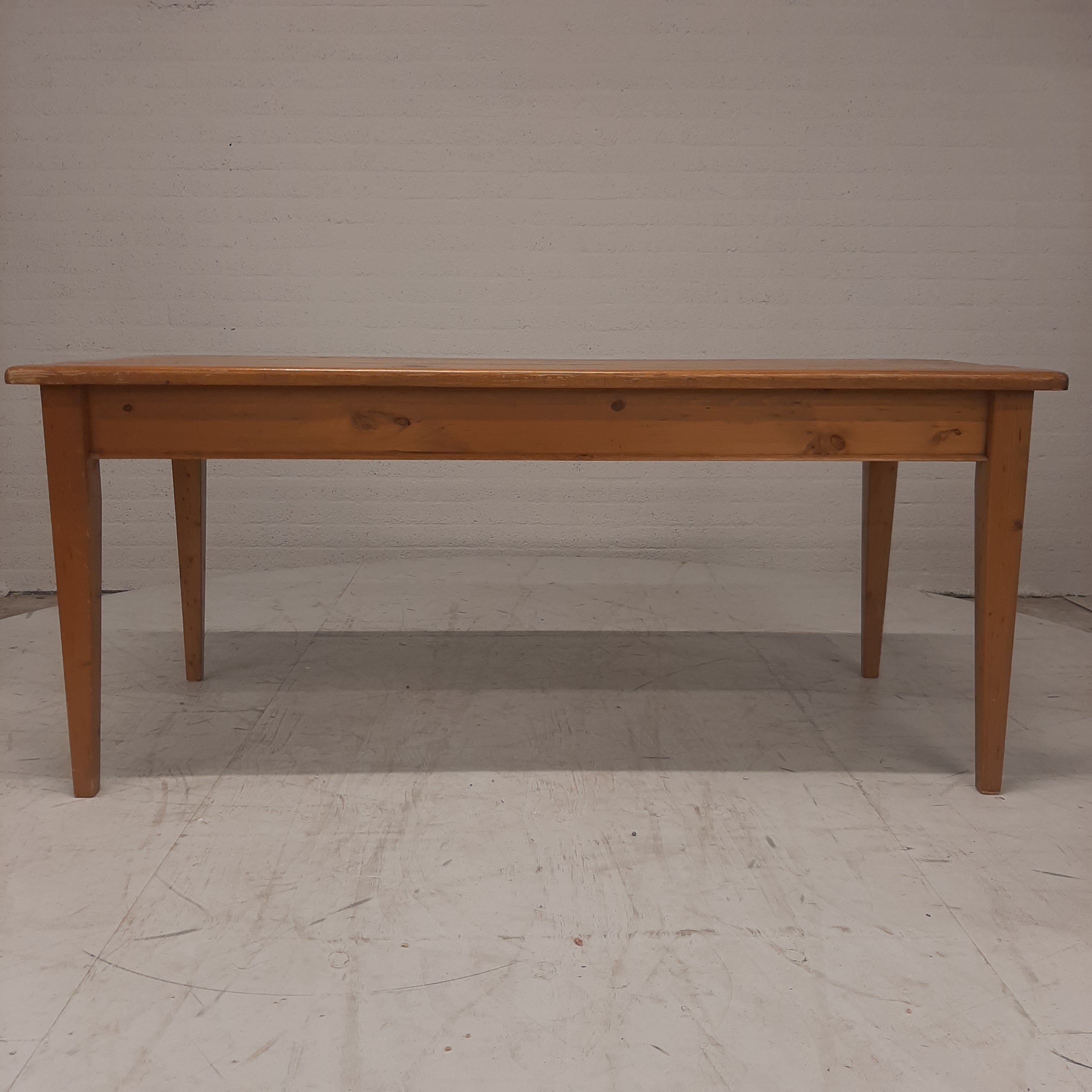 Grenen bureau / tafel