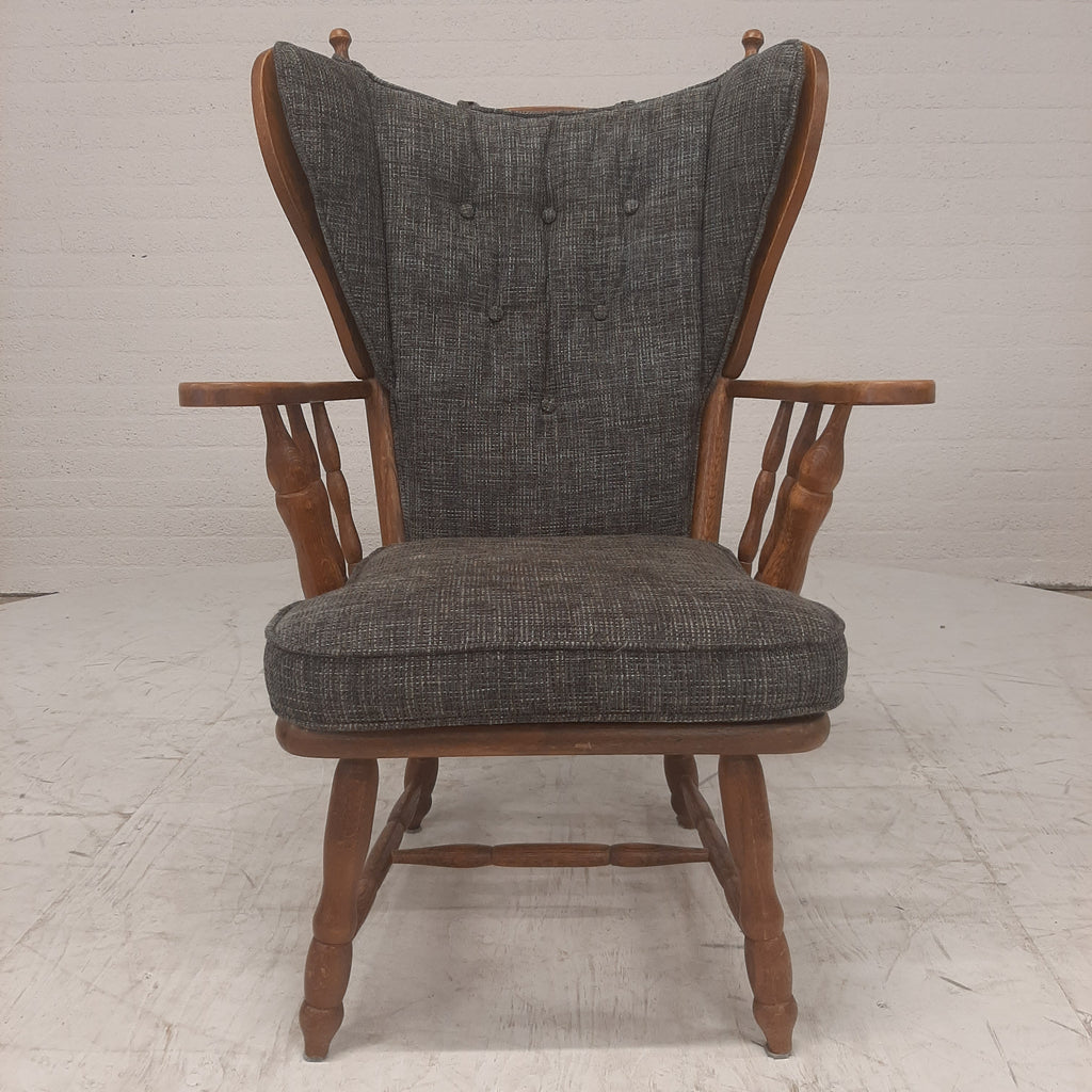 Eiken oorfauteuil met grijze bekleding