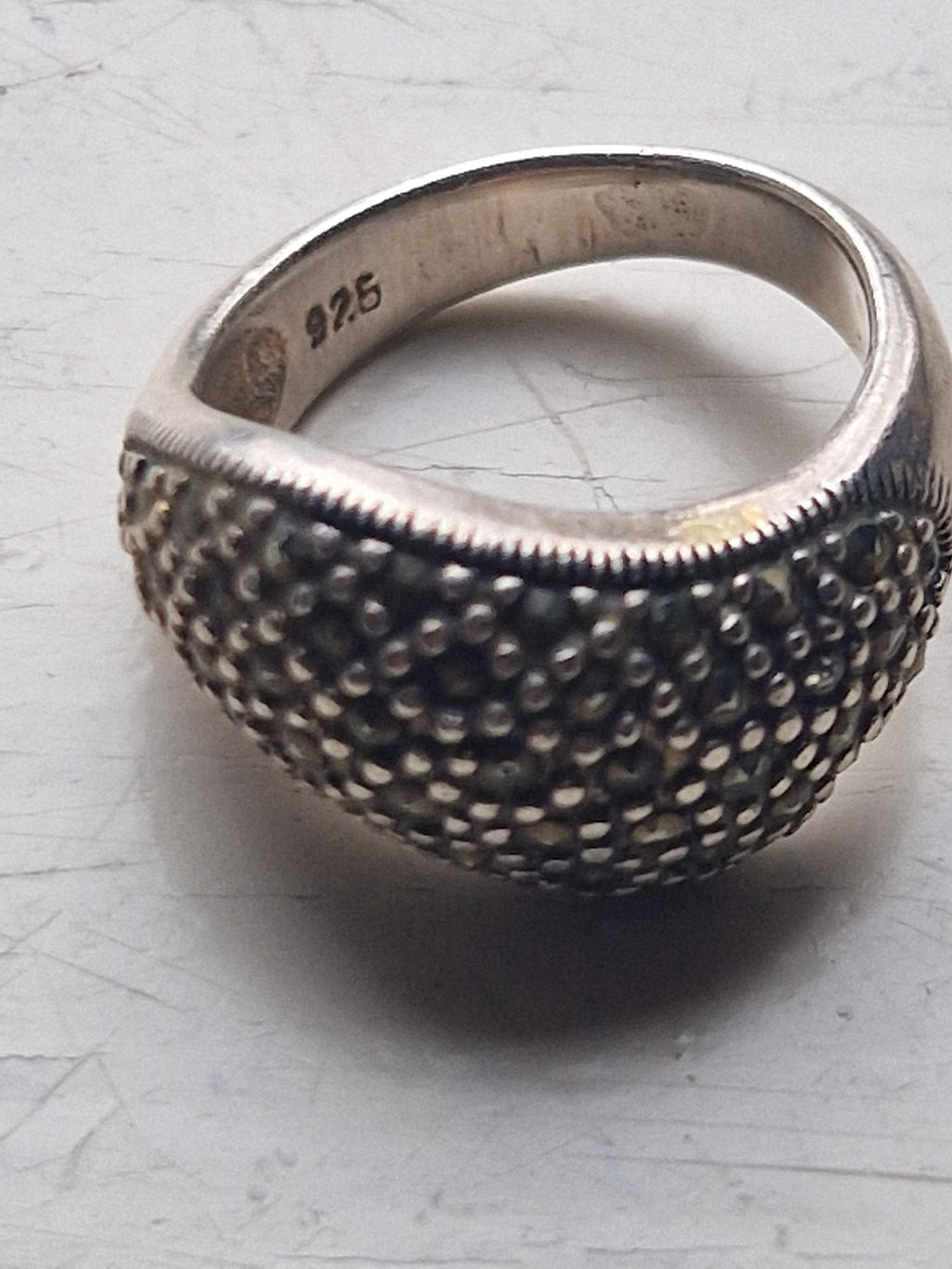 Sterling zilveren  ring, .925 zilver, patroon van slangenleer