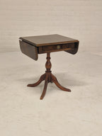Bijzettafel, hangoor