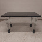 Design tafel met black calaxy granieten blad