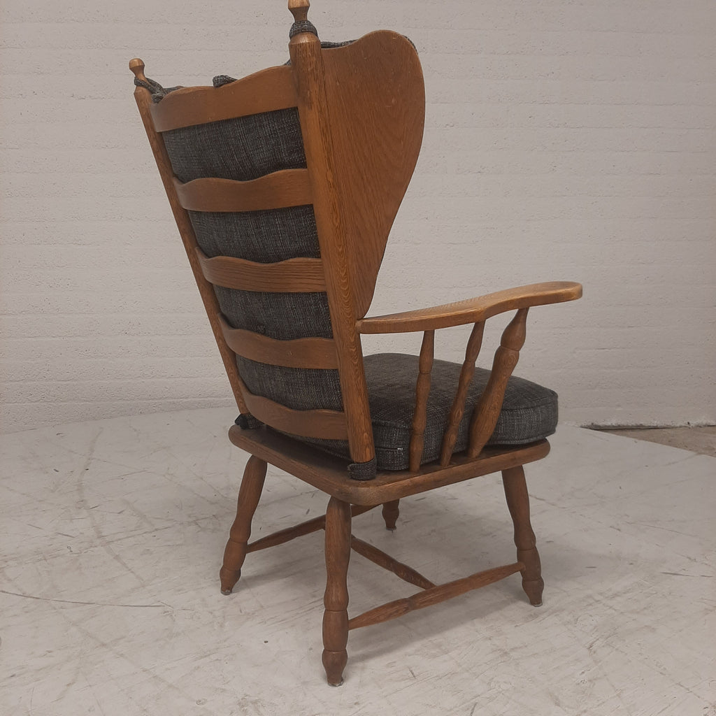 Eiken oorfauteuil met grijze bekleding