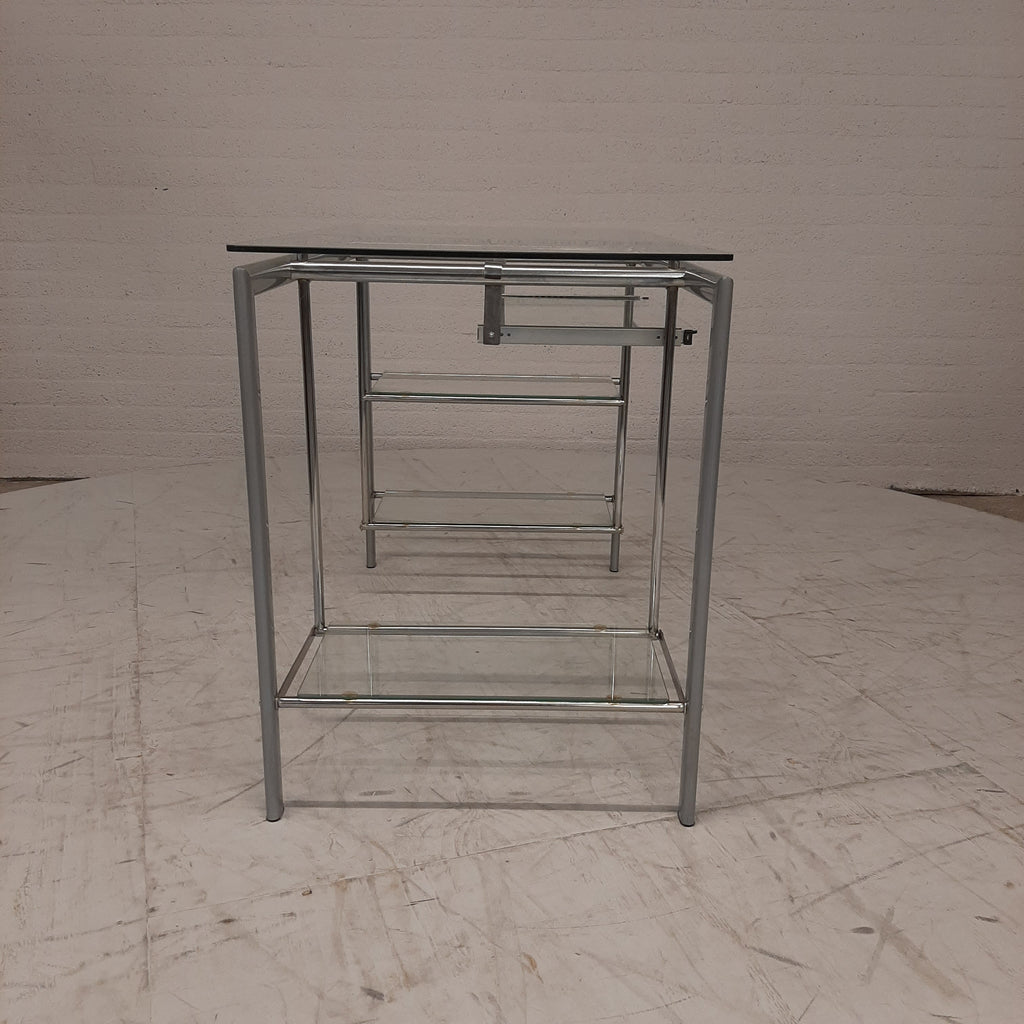 Glazen bureau op buizenframe