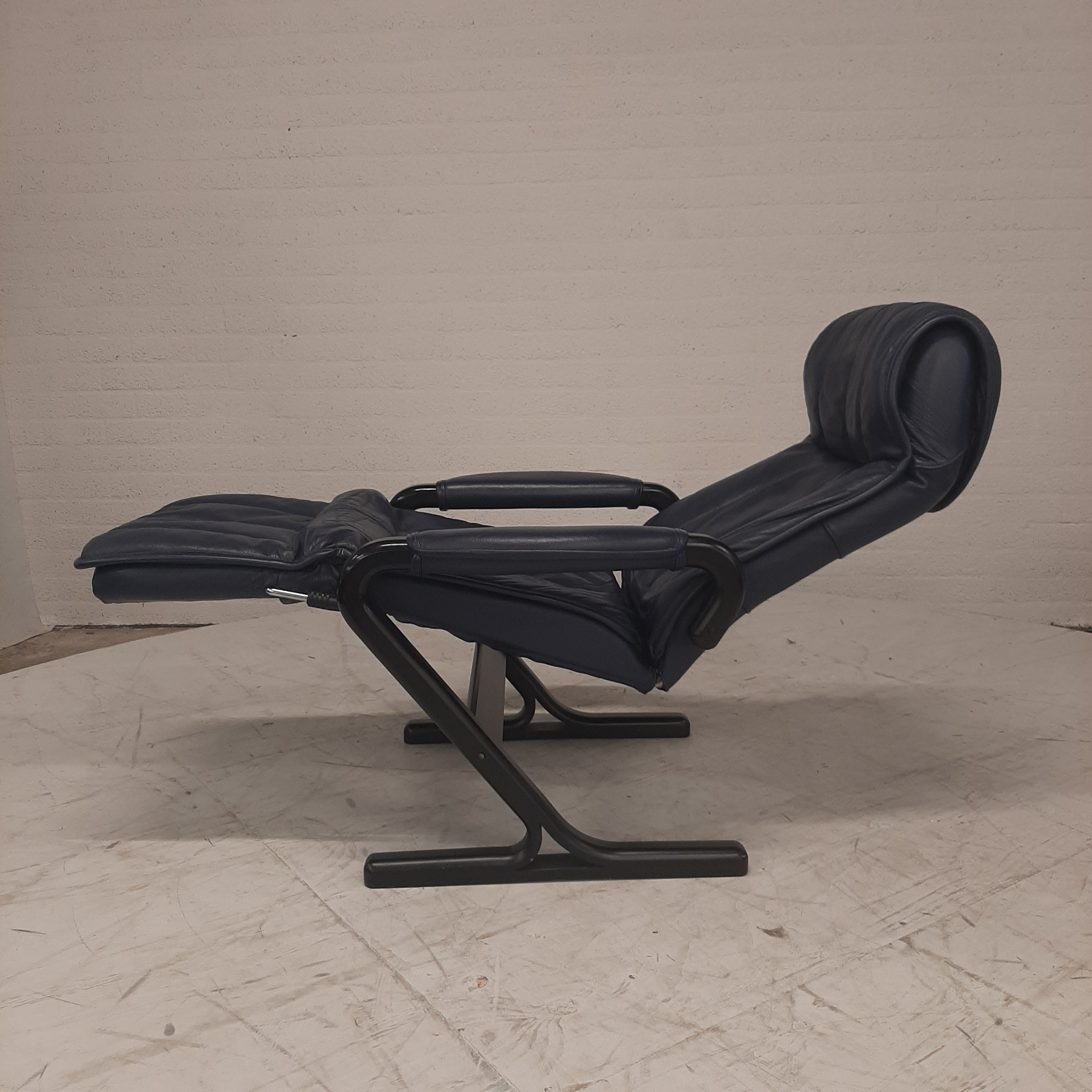 Vintage AP design relaxfauteuil blauw leer