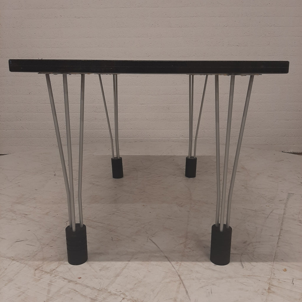 Design tafel met black calaxy granieten blad