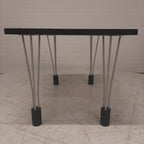 Design tafel met black calaxy granieten blad
