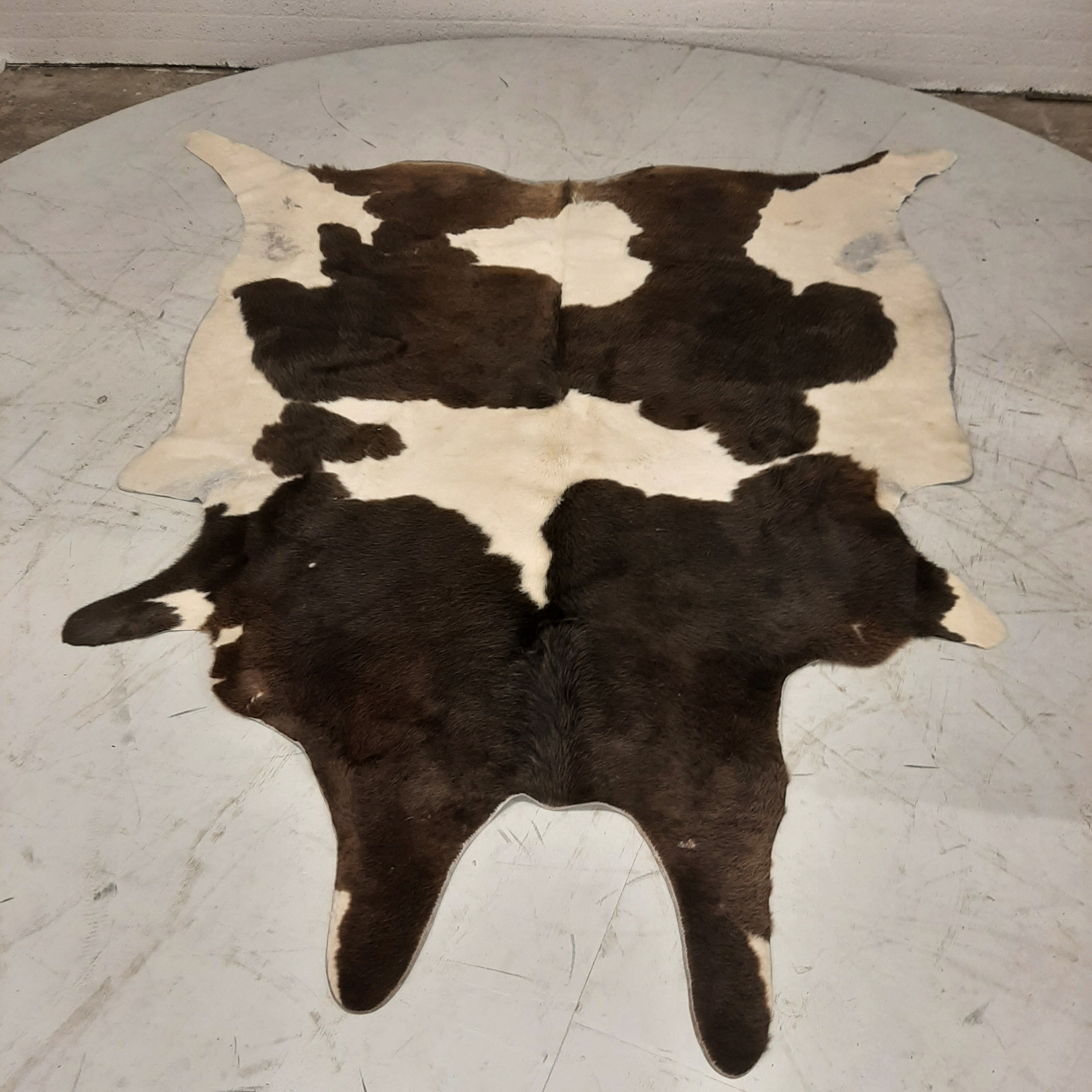 Koeienhuid vloerkleed wit/donkerbruin