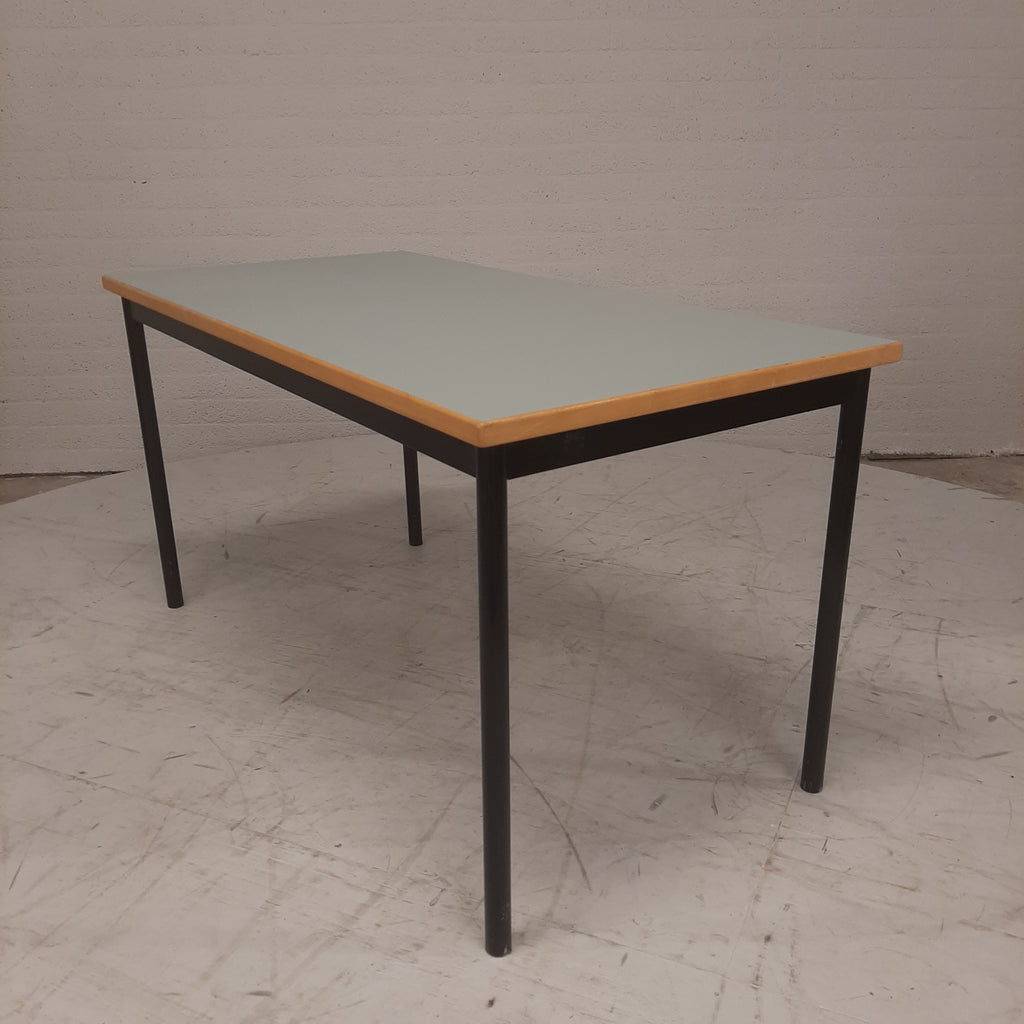 Eettafel / vergadertafel mintgroen blad