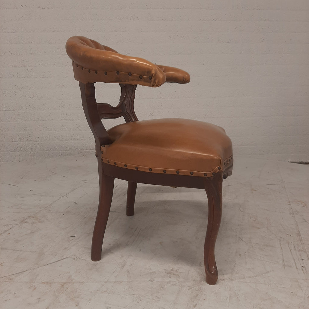 Antiek lederen fauteuil