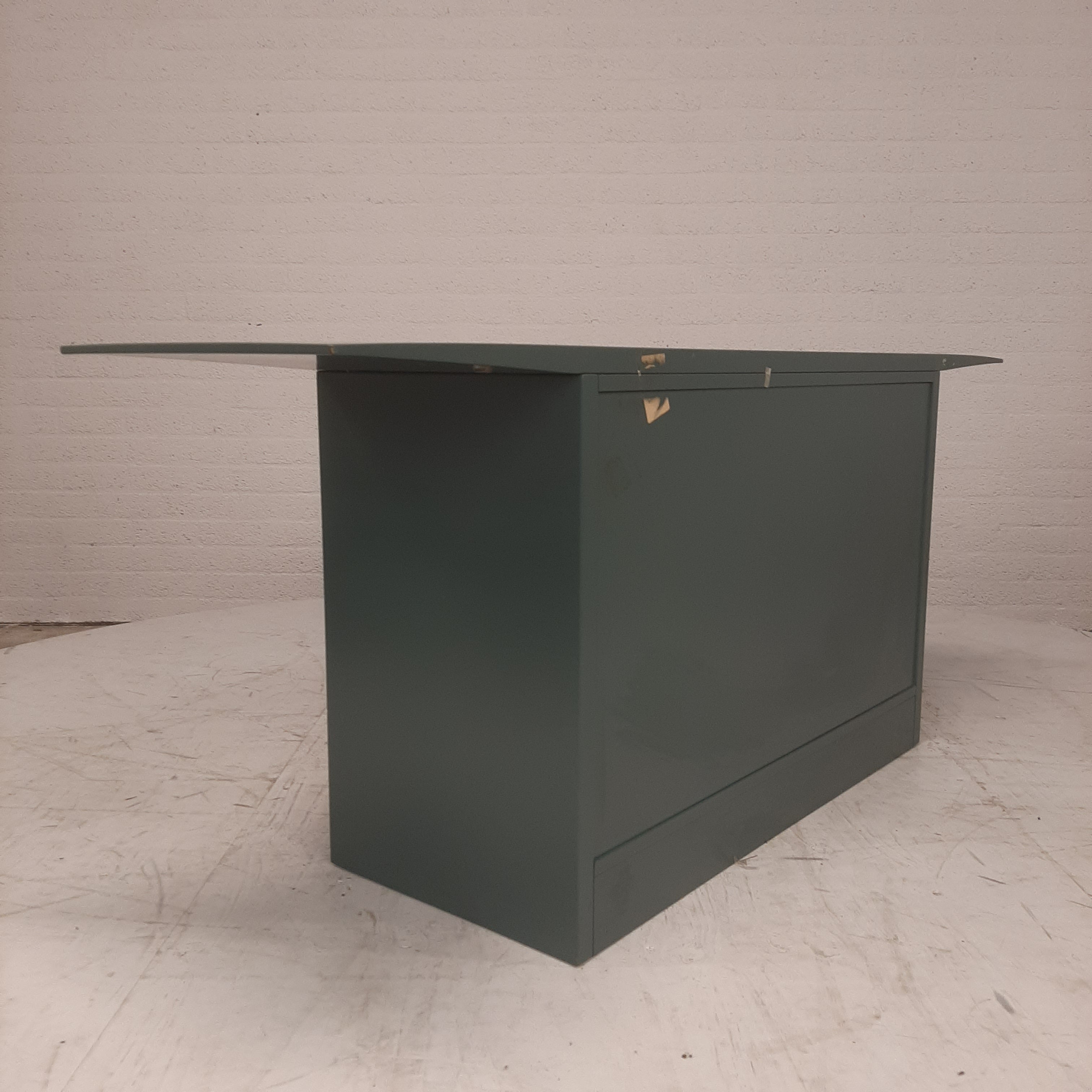 Postmodern / art deco dressoir
