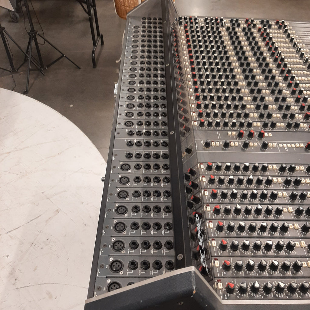 Studio mengtafel van Soundtracs UK
