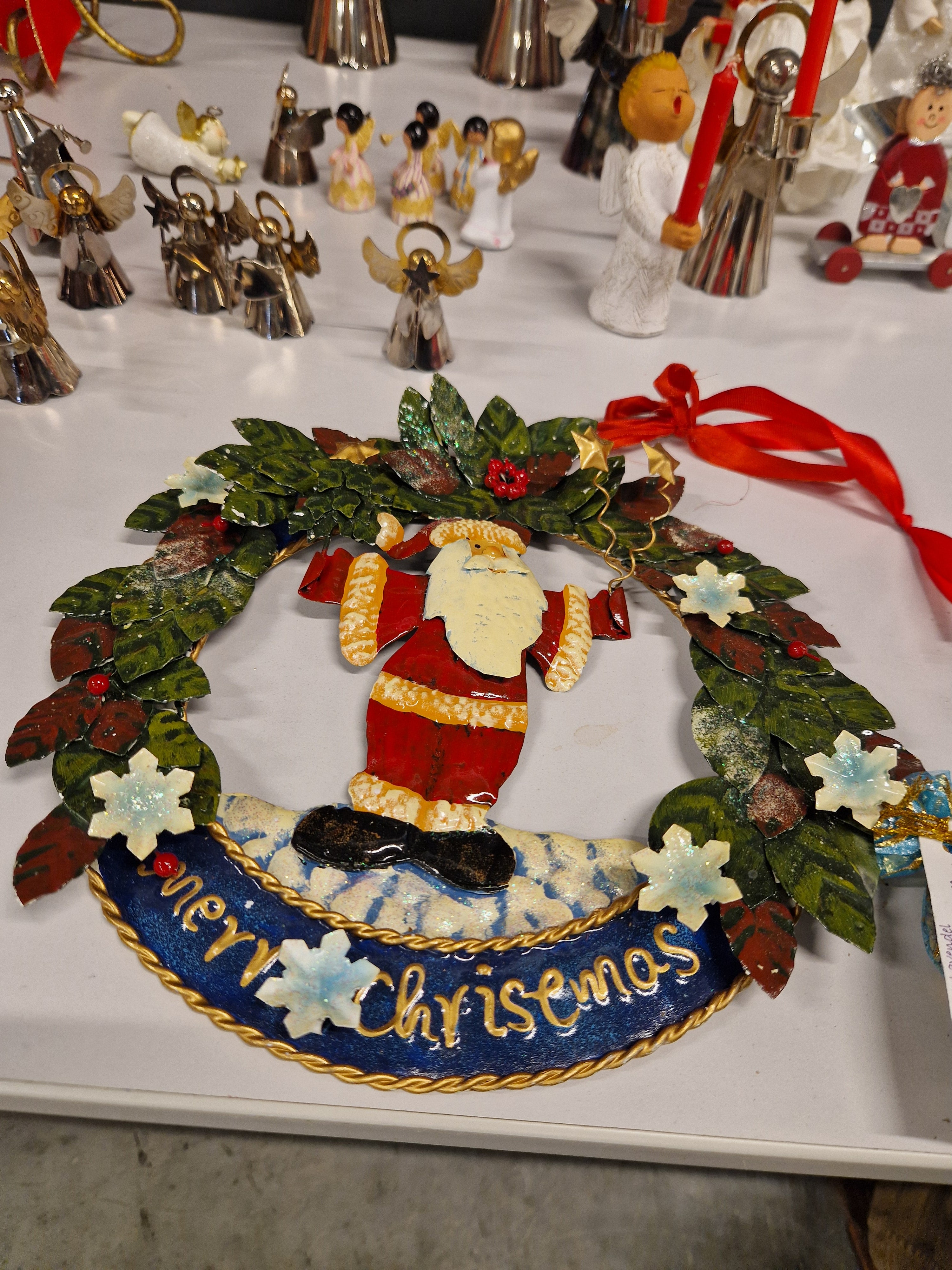 Krans merrie christmas, met drie extra figuren