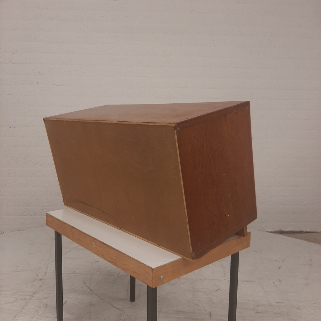 Keuken bovenkastje mid century modern
