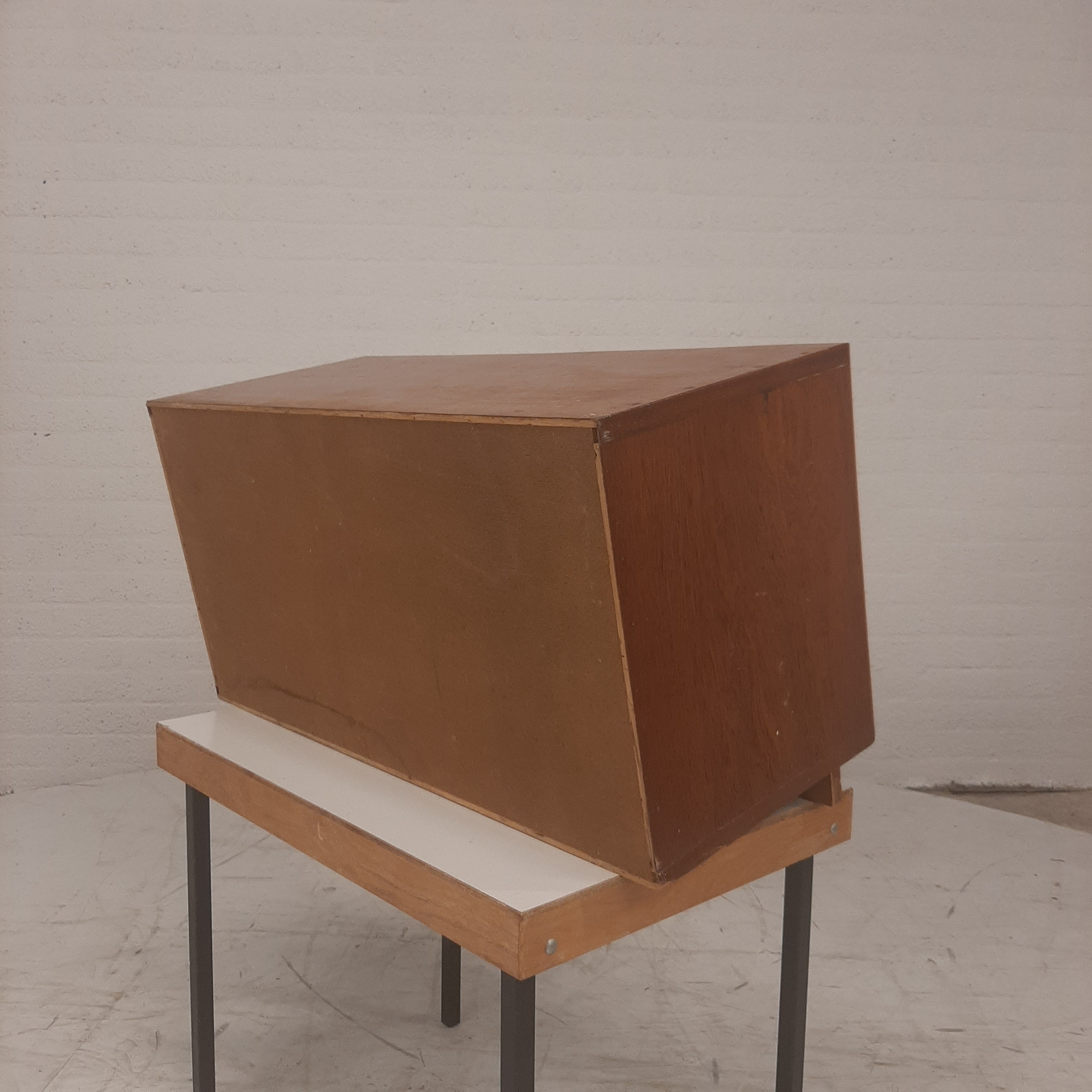 Keuken bovenkastje mid century modern
