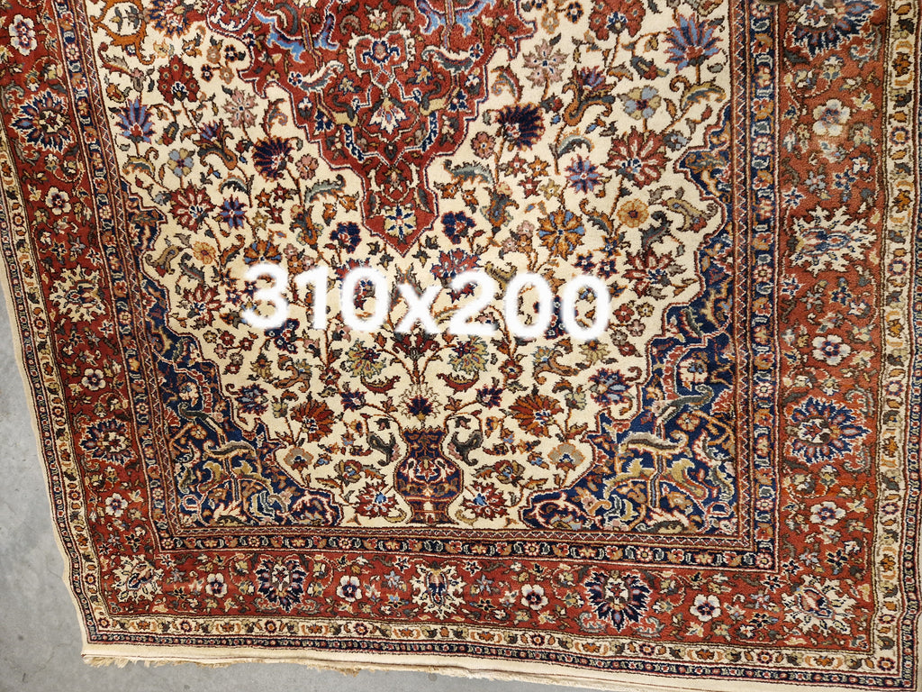 Isfahan,  perzisch tapijt 310x200