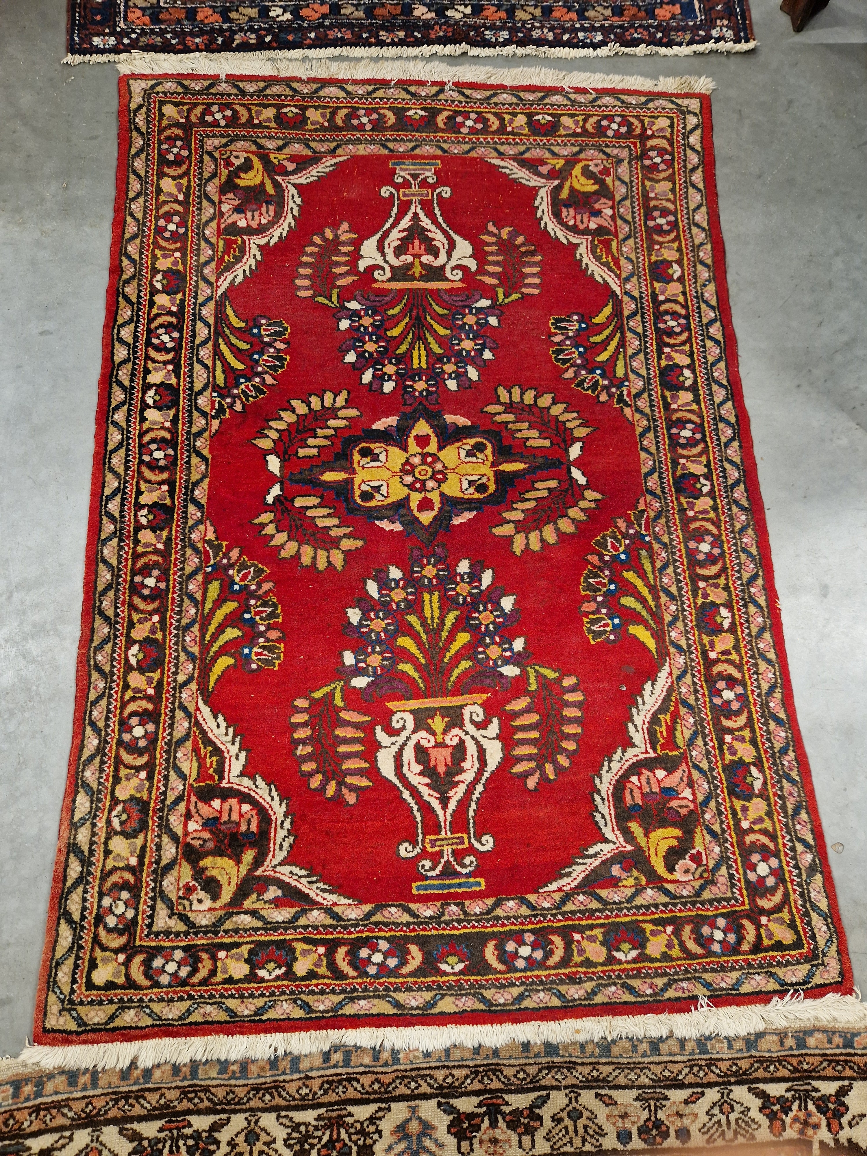 Perzisch tapijt met bloemmotief, handgeknoopt