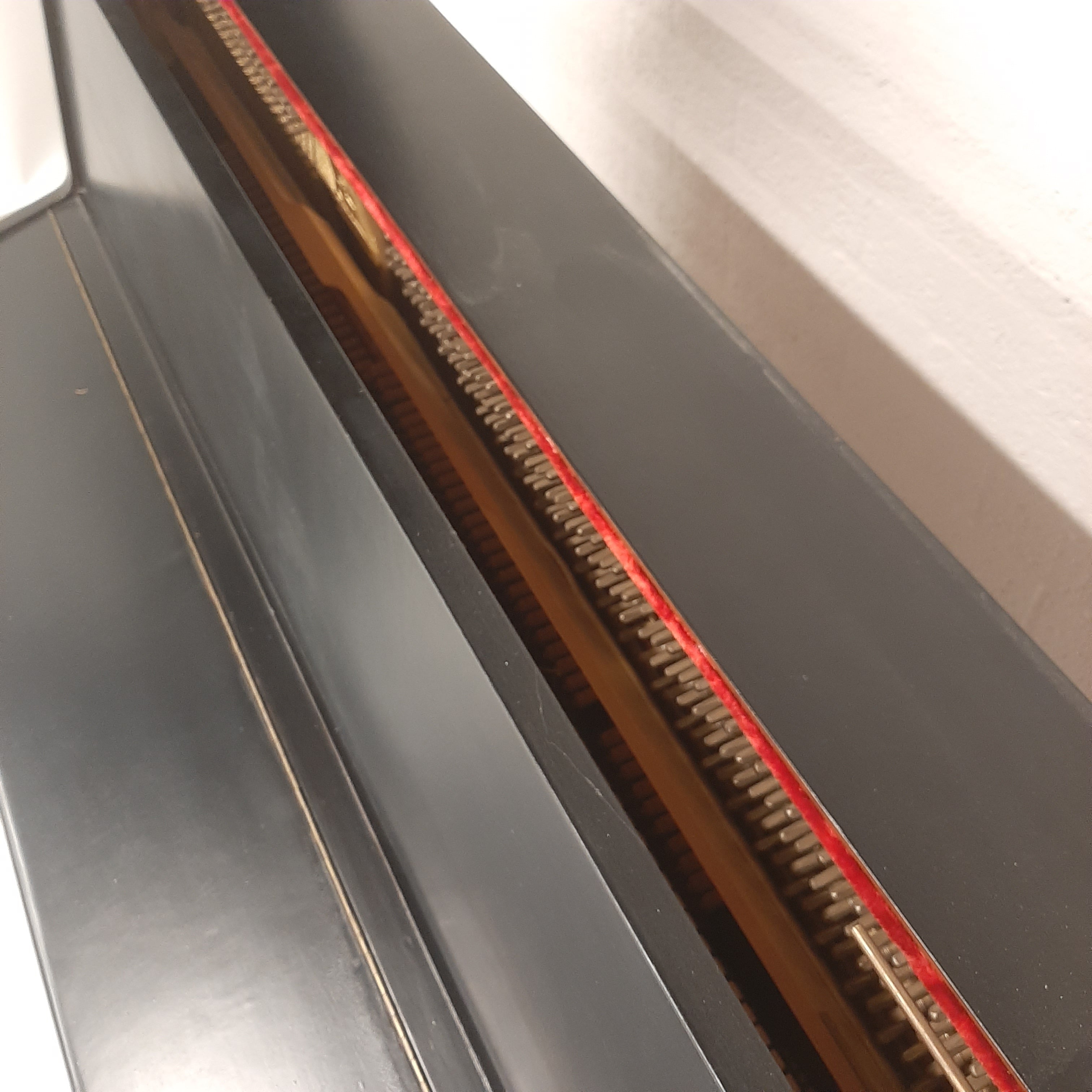 Caraiman zwarte piano