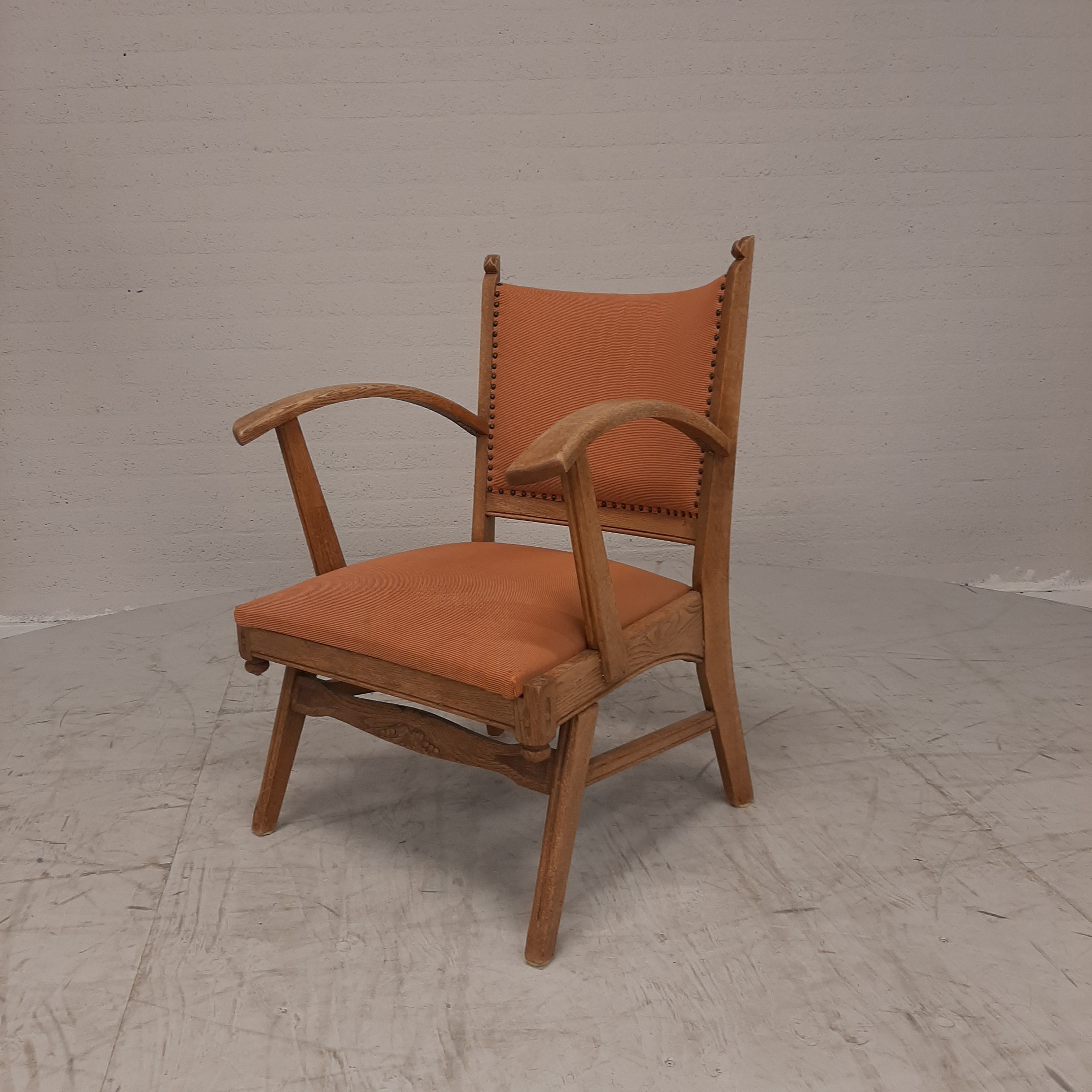 Vintage eiken fauteuil oranje bekleding