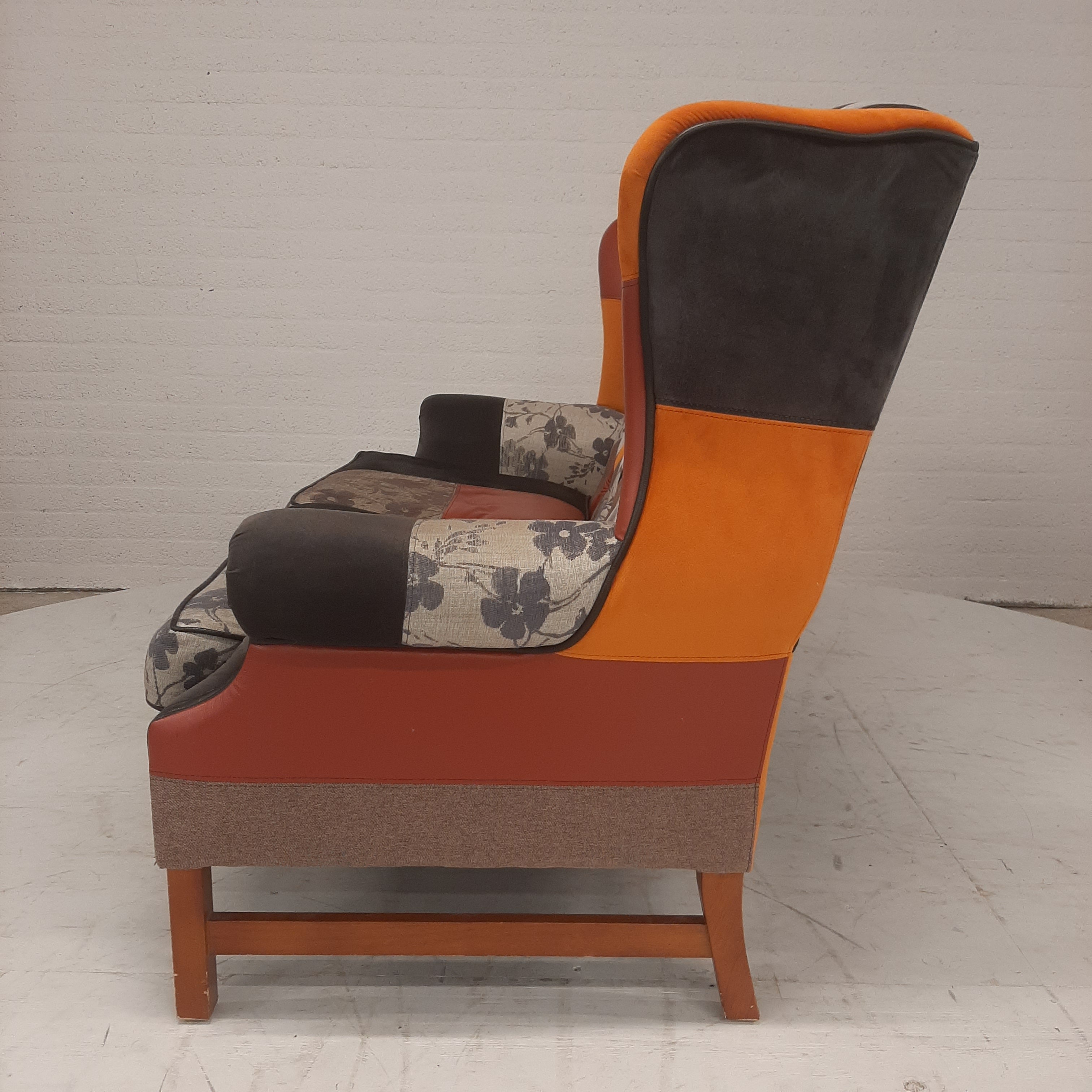 Jan Frantzen patchwork Chesterfield bank