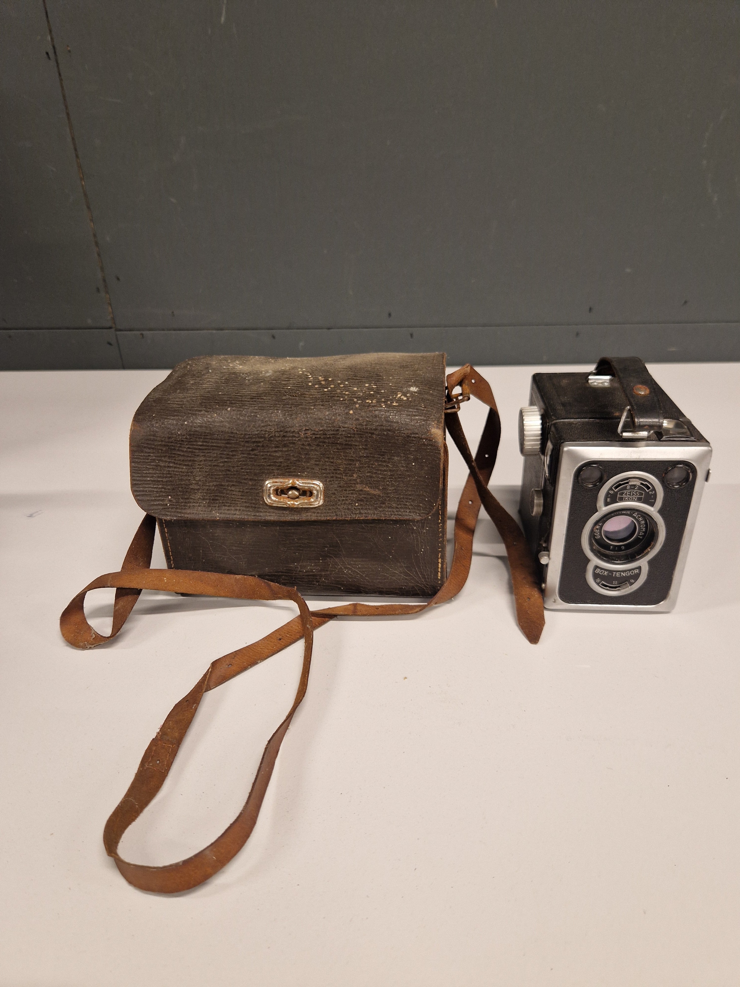 Zeiss ikon box tengor