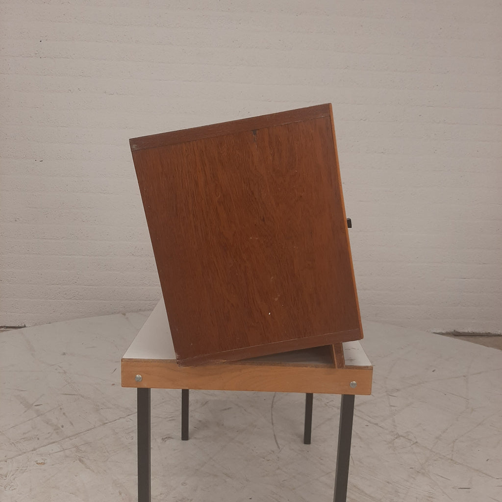 Keuken bovenkastje mid century modern