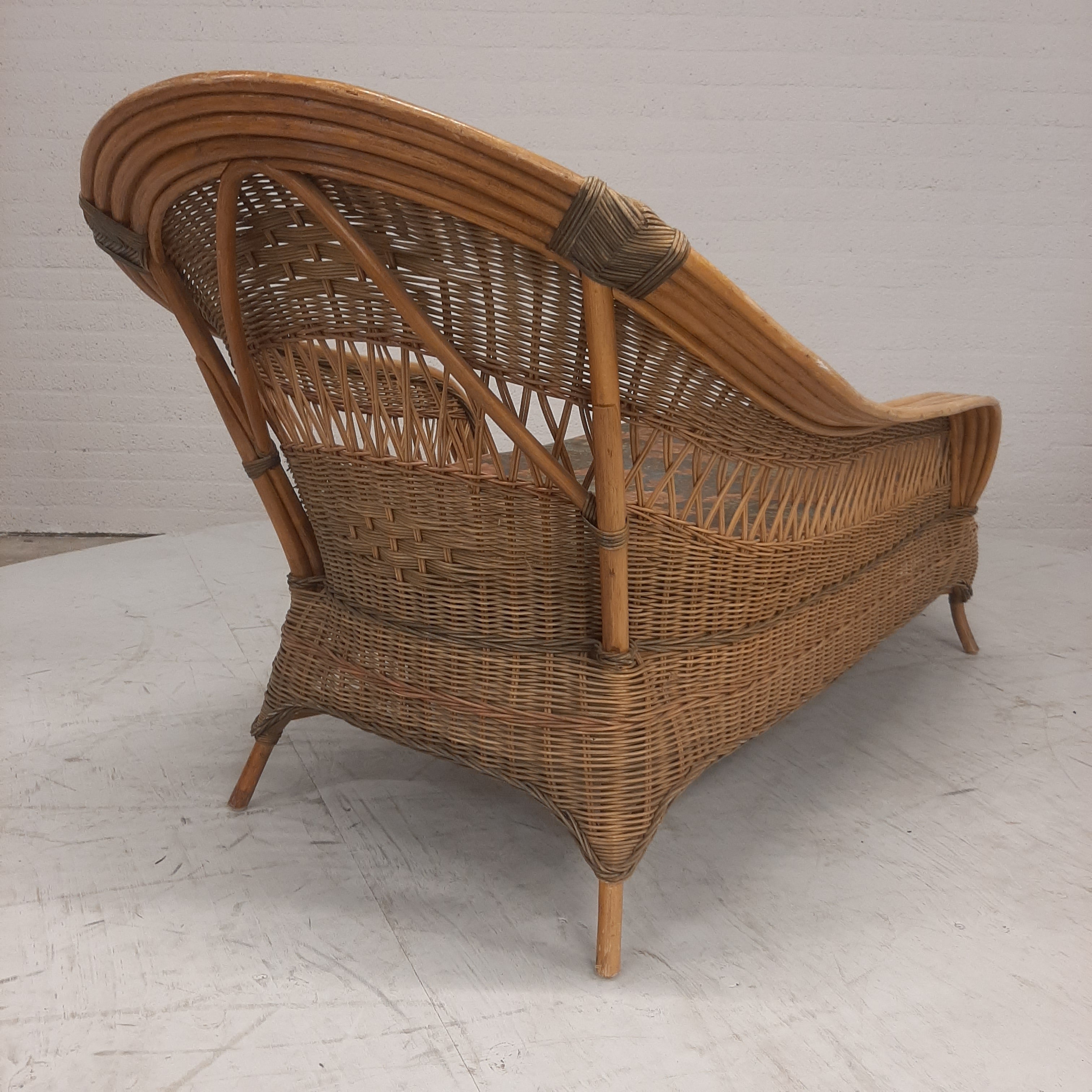Vintage rotan chaise longue