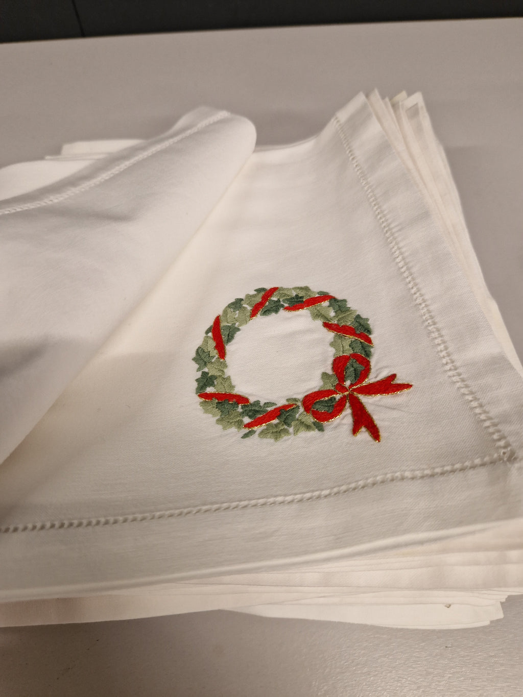 Kerstservetten, geborduurd, 23x, 40x40 cm