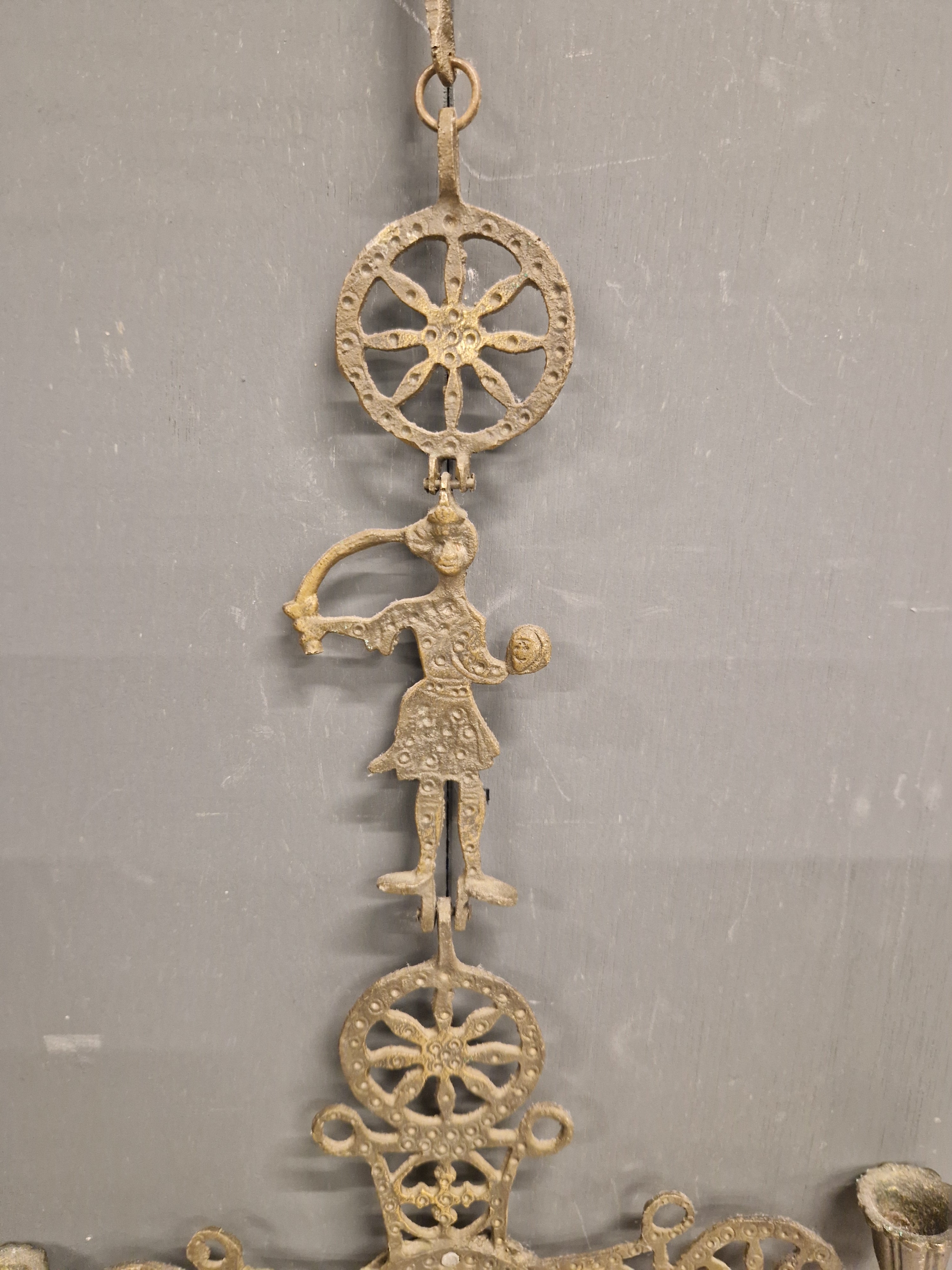 Cross candle, kruis kandelaar