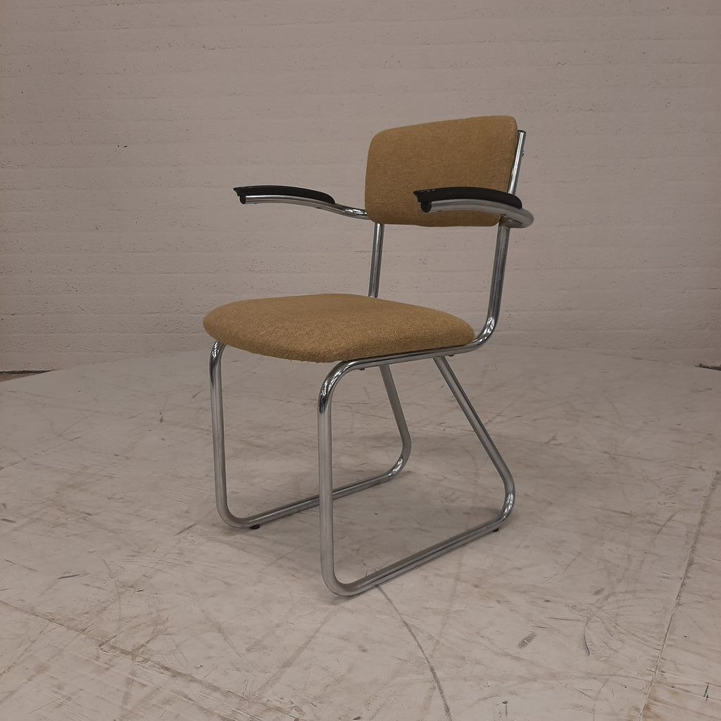 Buisframestoel gele bekleding
