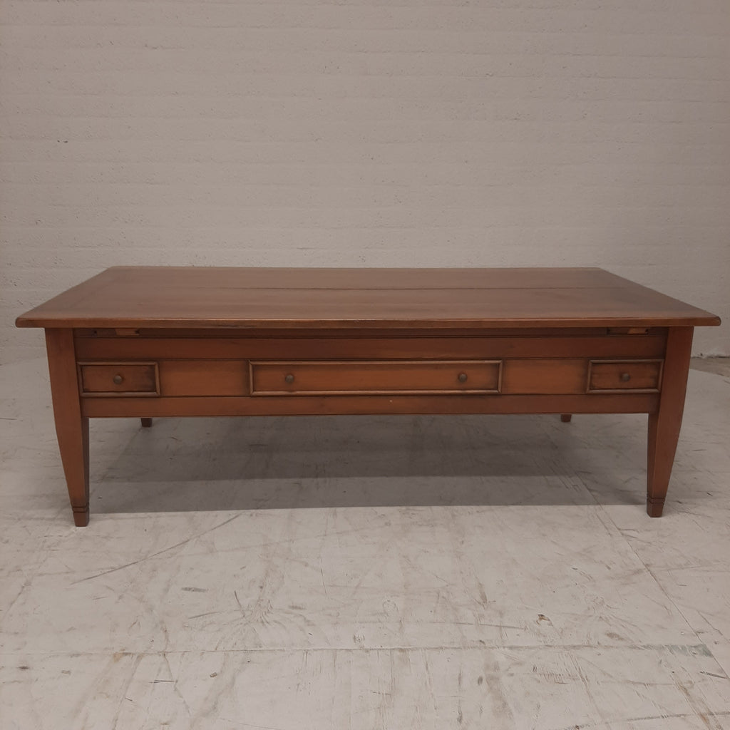 Vintage salontafel met barcompartiment