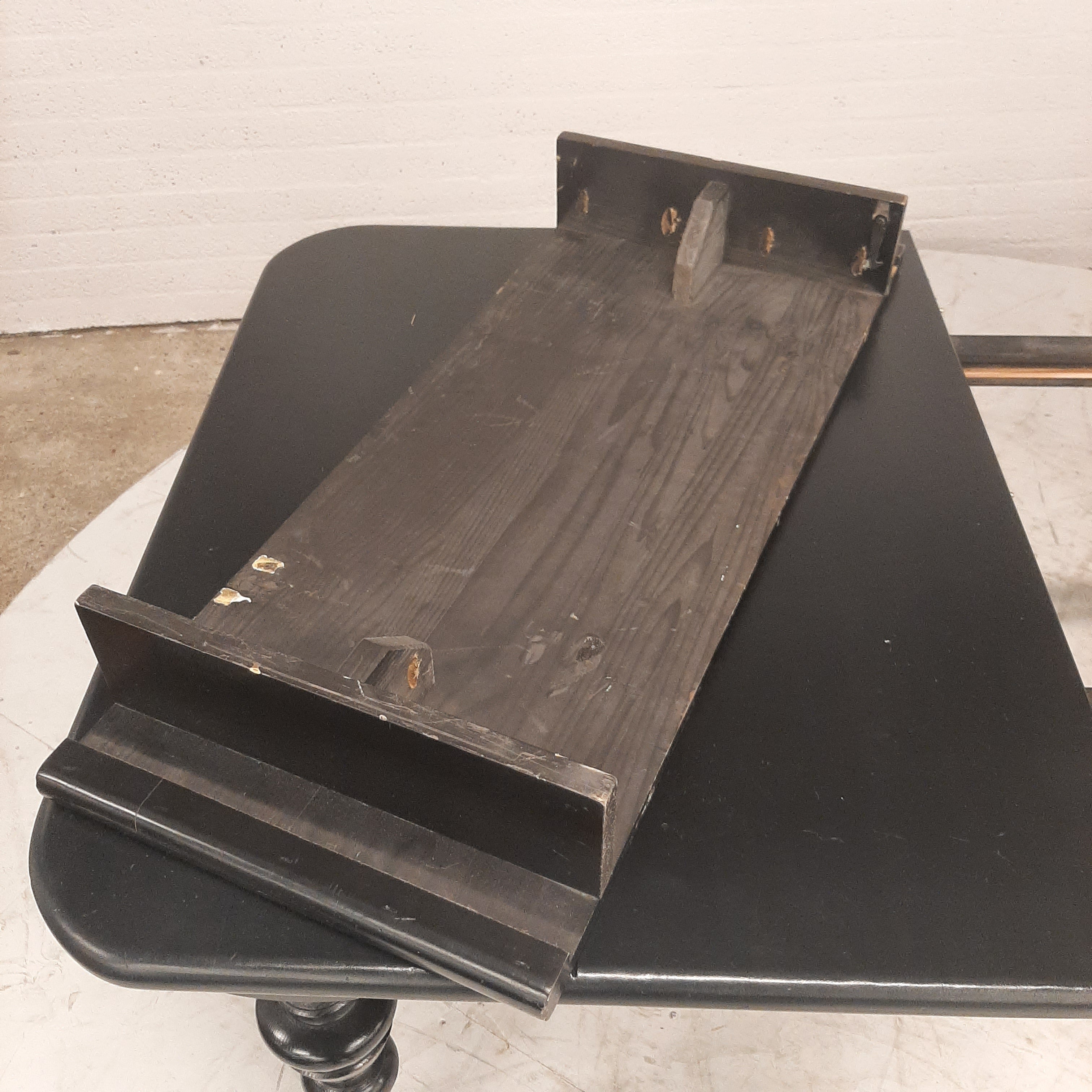 Zwarte 4 delig uitschuifbare tafel