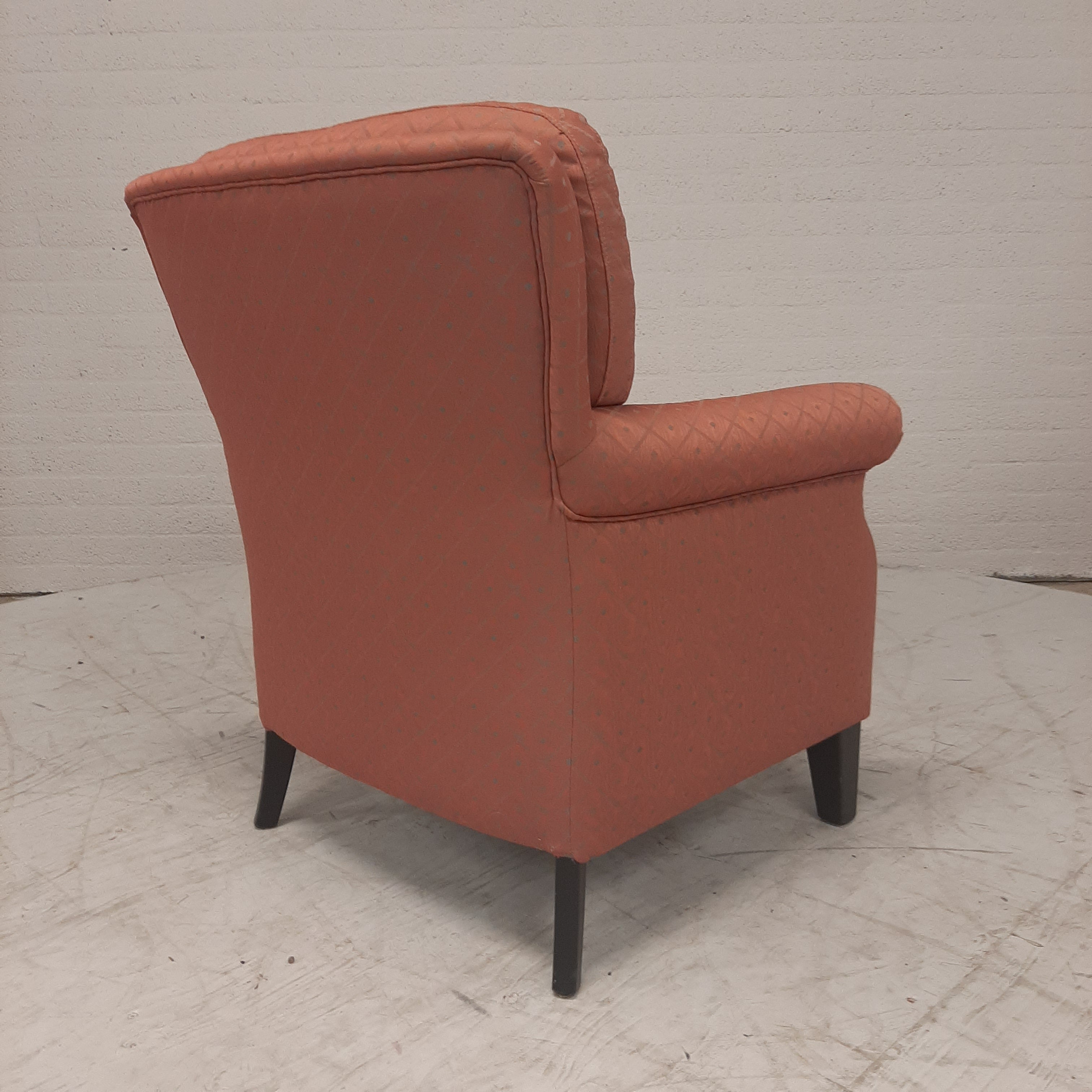Roze fauteuil