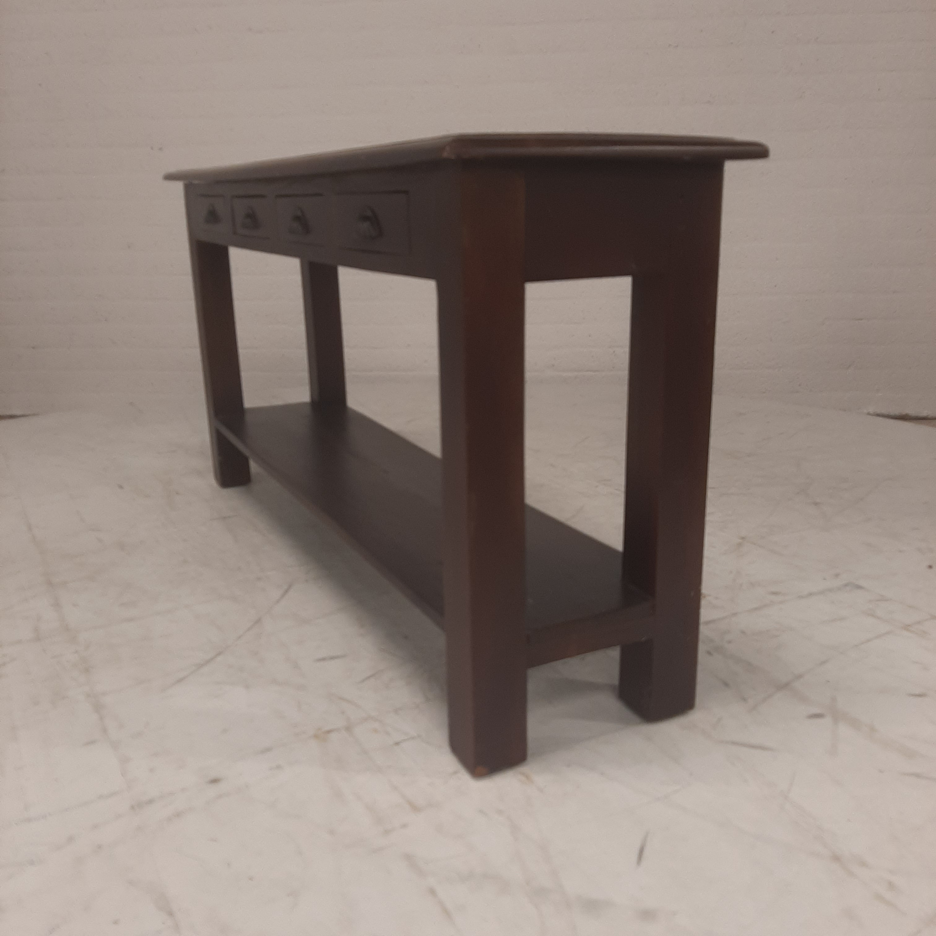 Sidetable 4 lades
