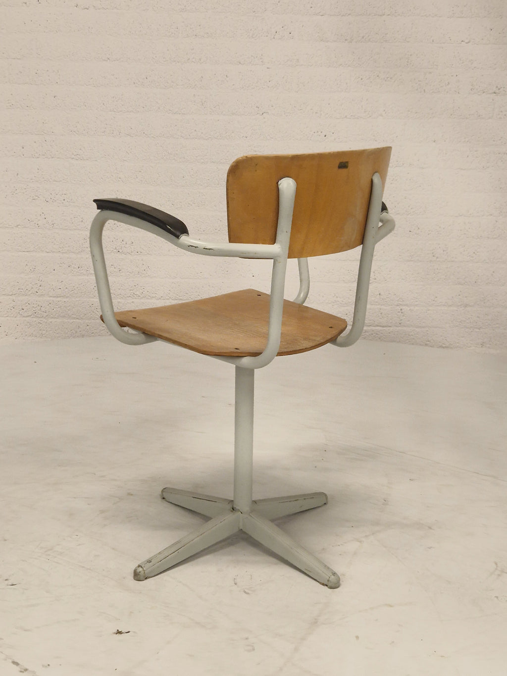 Industriele atelierstoel